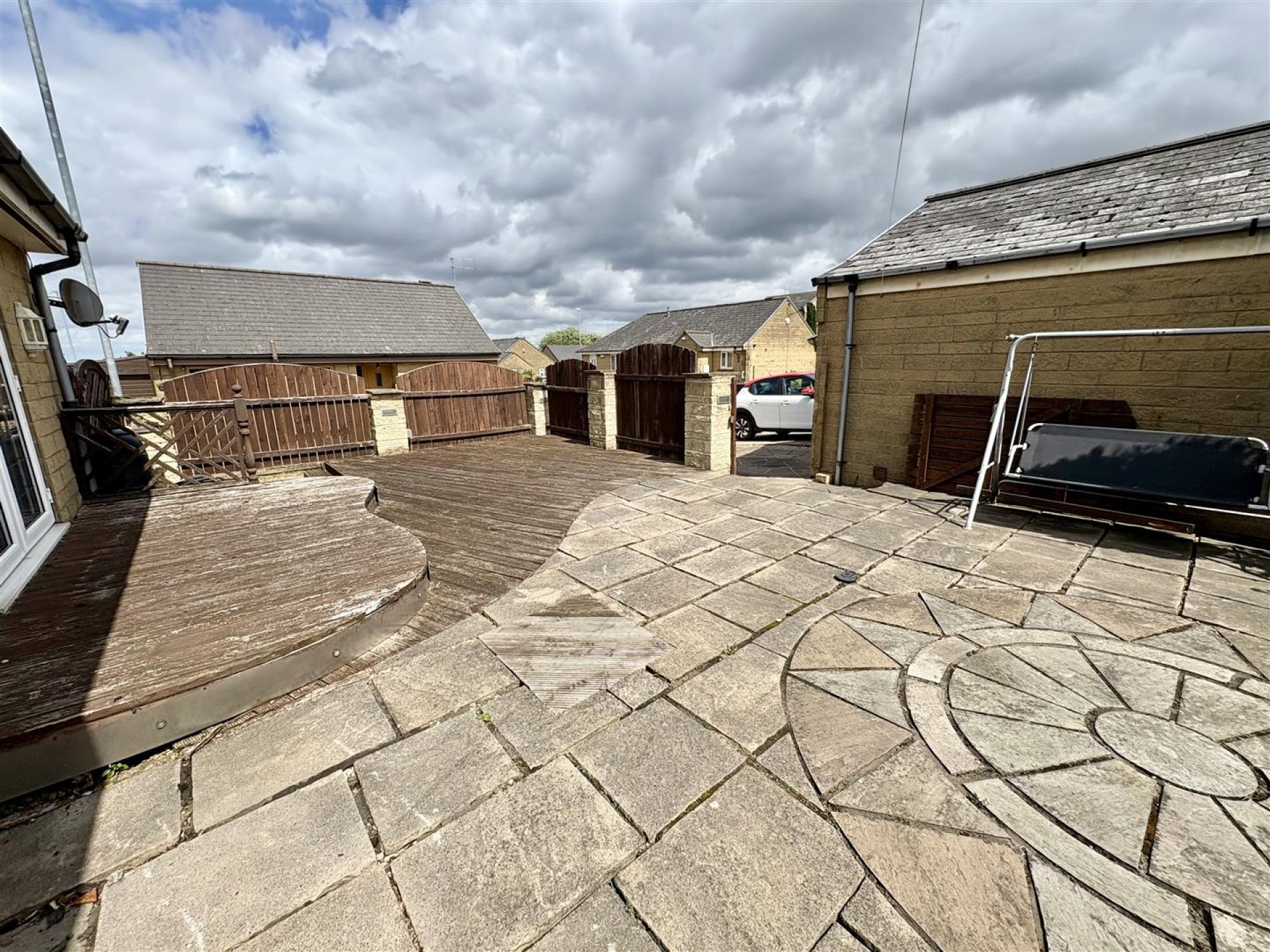 Images for Badger Hill, Rastrick, Brighouse