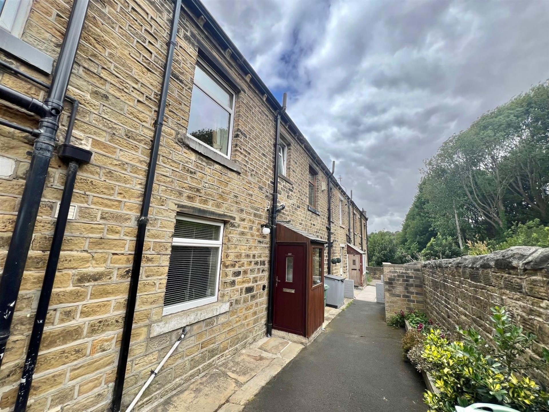 Images for Cliffe End Road, Huddersfield