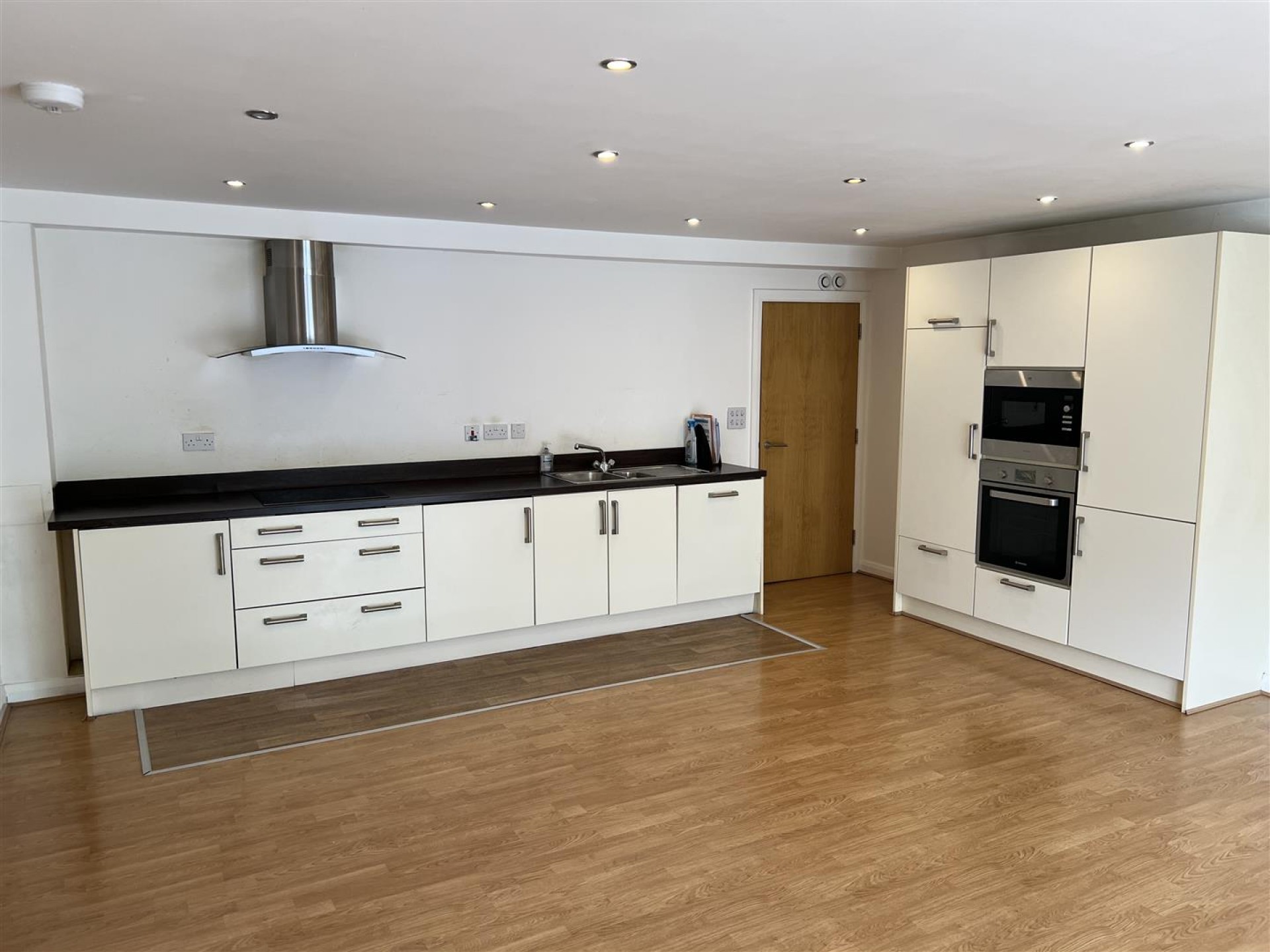 Images for The Central, Oldham Road, Ripponden