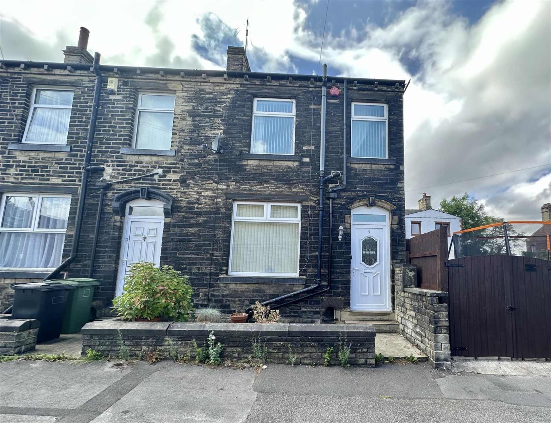 Images for Holdsworth Street, Cleckheaton