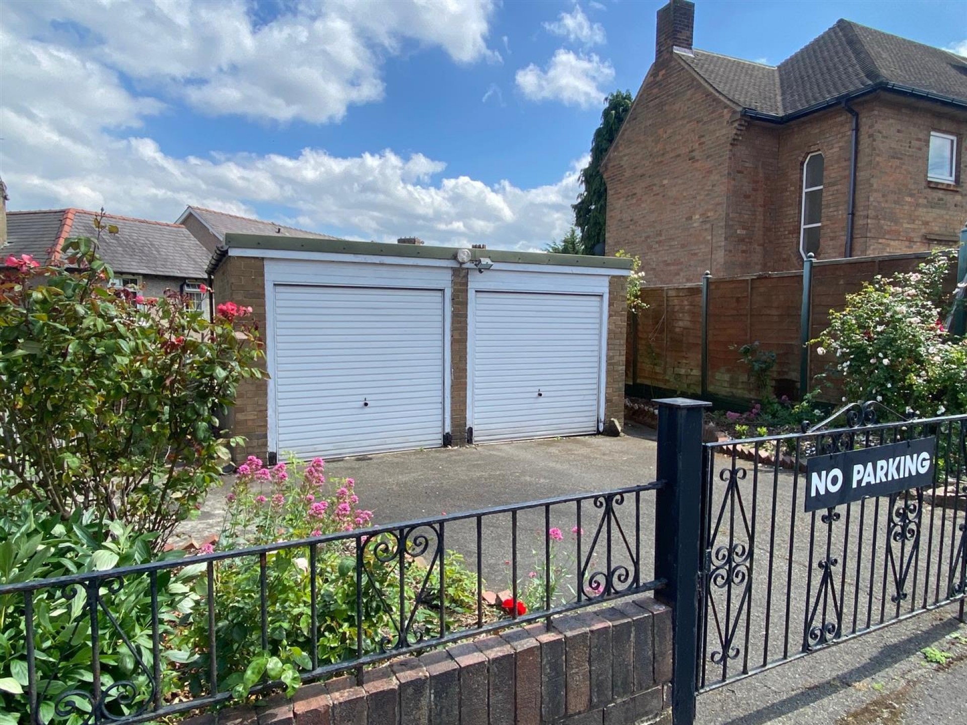 Images for Cawthorne Avenue, Huddersfield