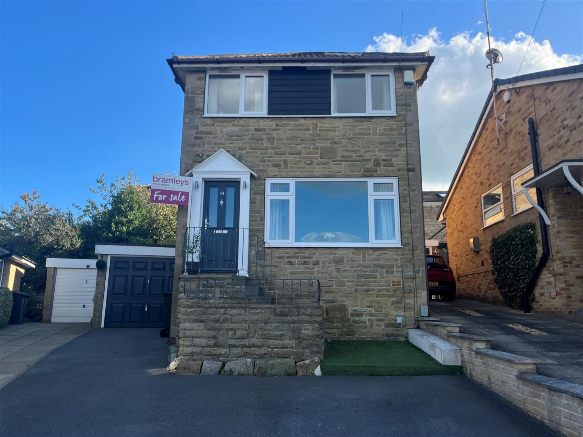 Images for Park Avenue, Liversedge