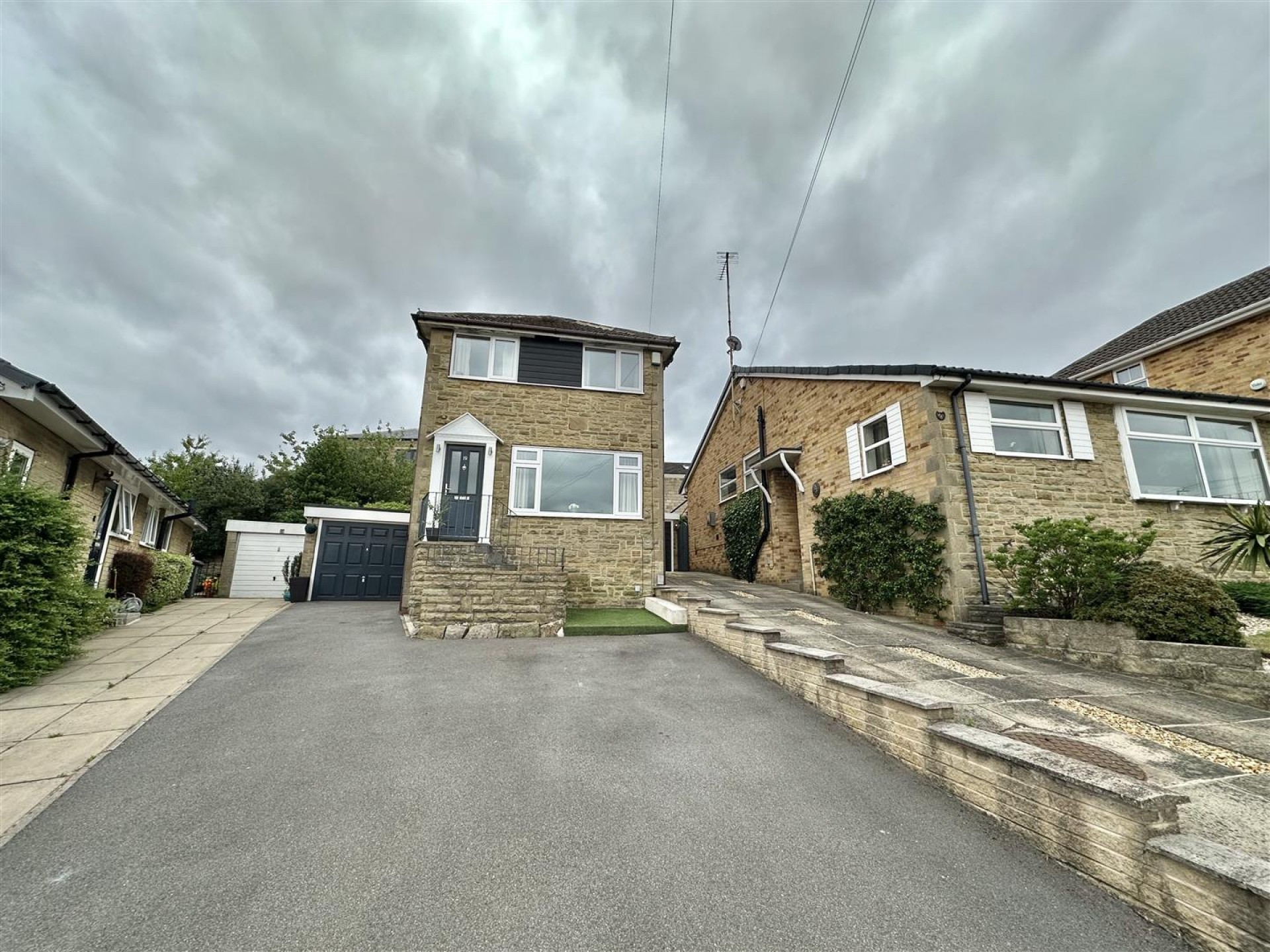 Images for Park Avenue, Liversedge