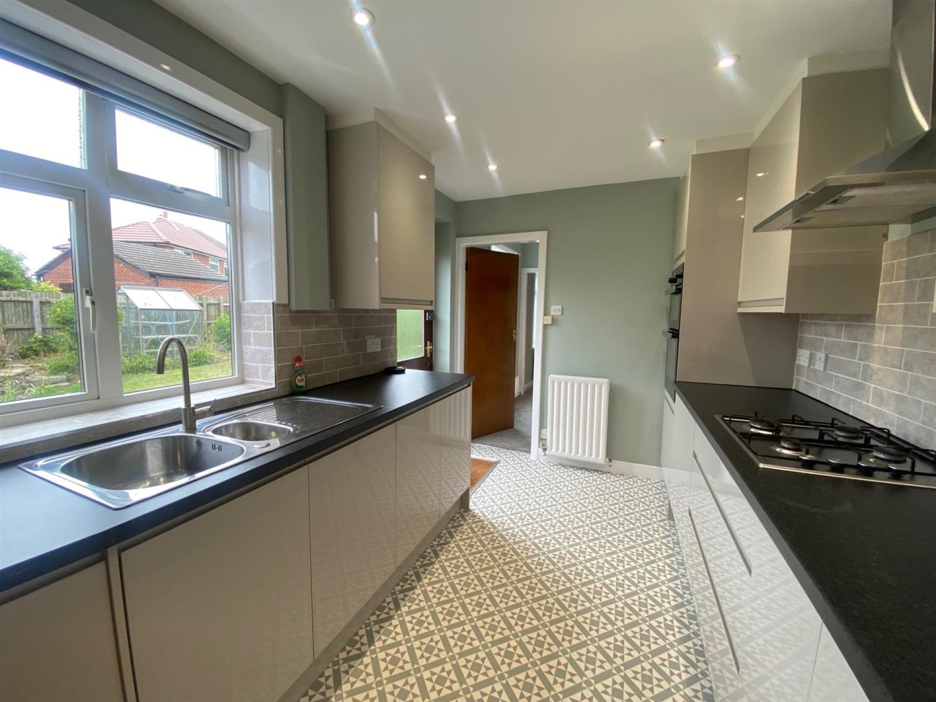 Images for Lee Green, Mirfield