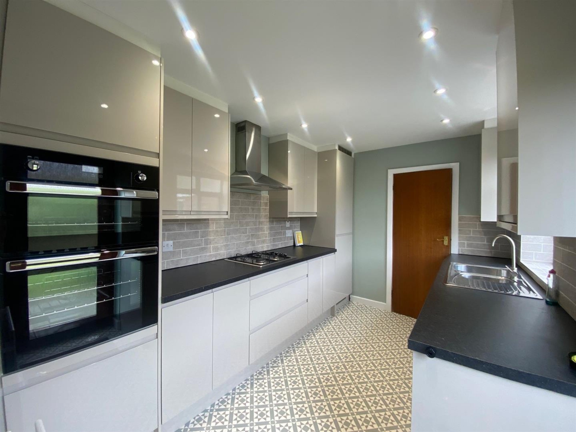 Images for Lee Green, Mirfield