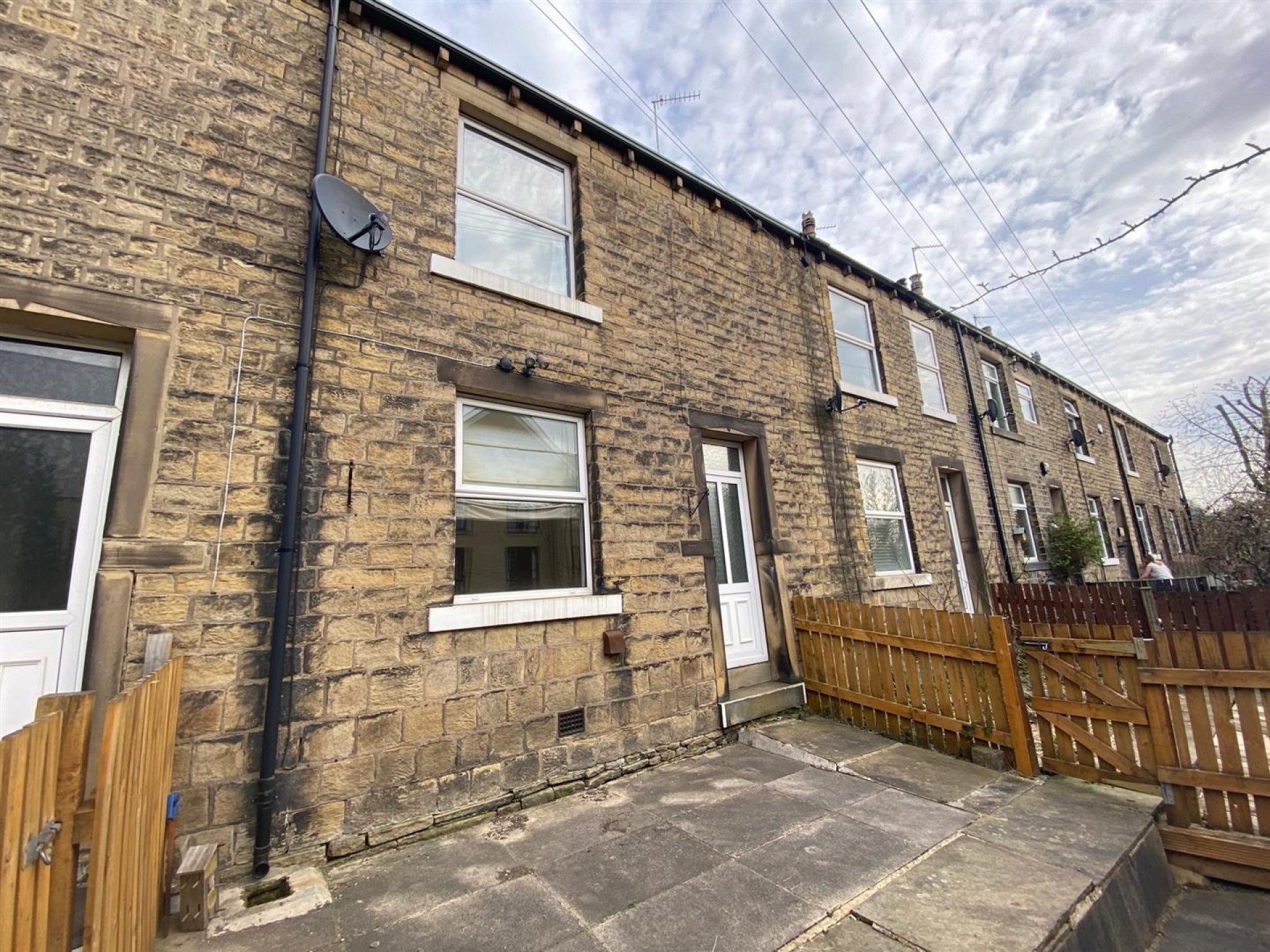 Images for Hollyns Terrace, Greetland, Halifax