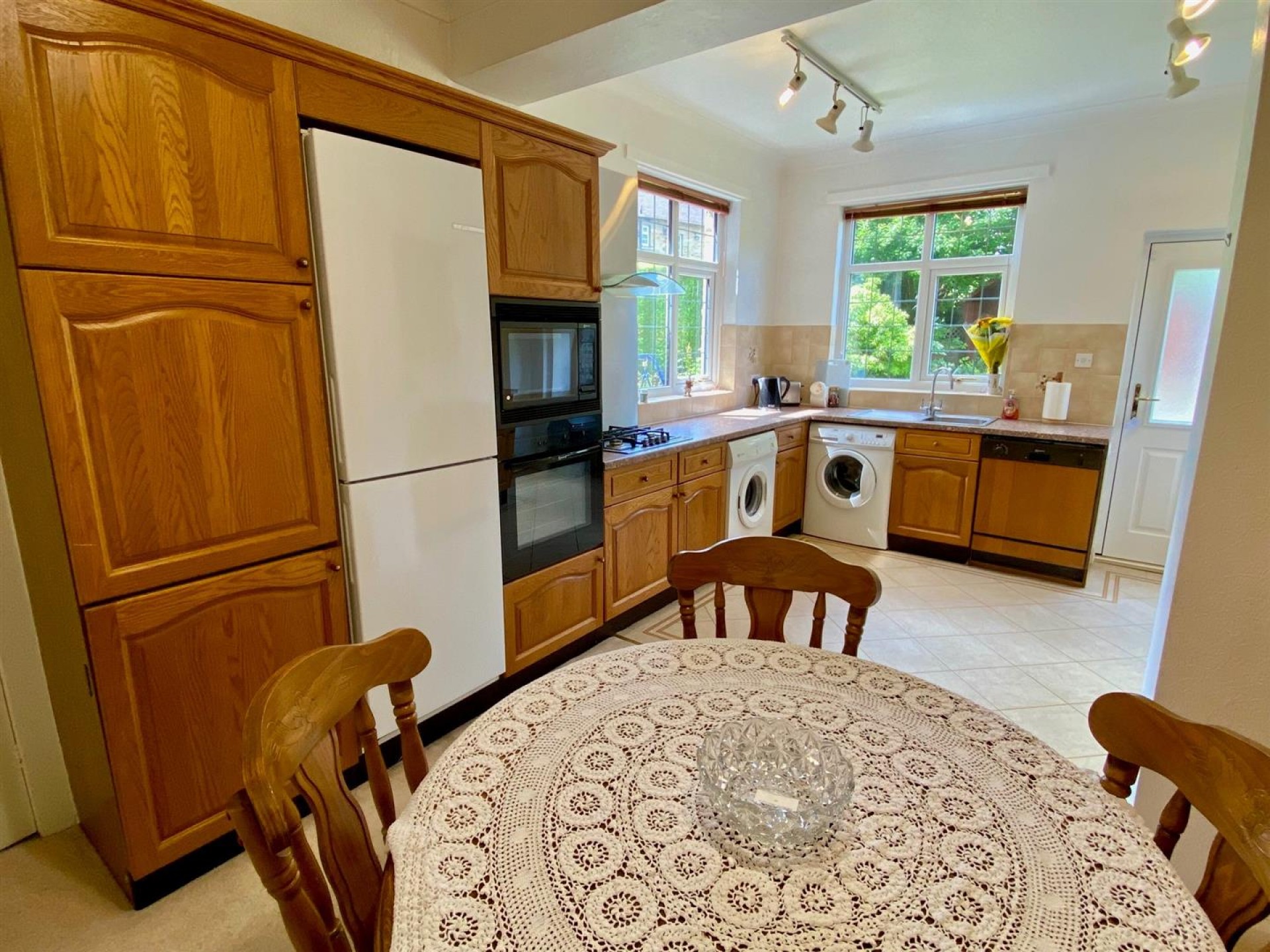 Images for Broadgate, Almondbury, Huddersfield