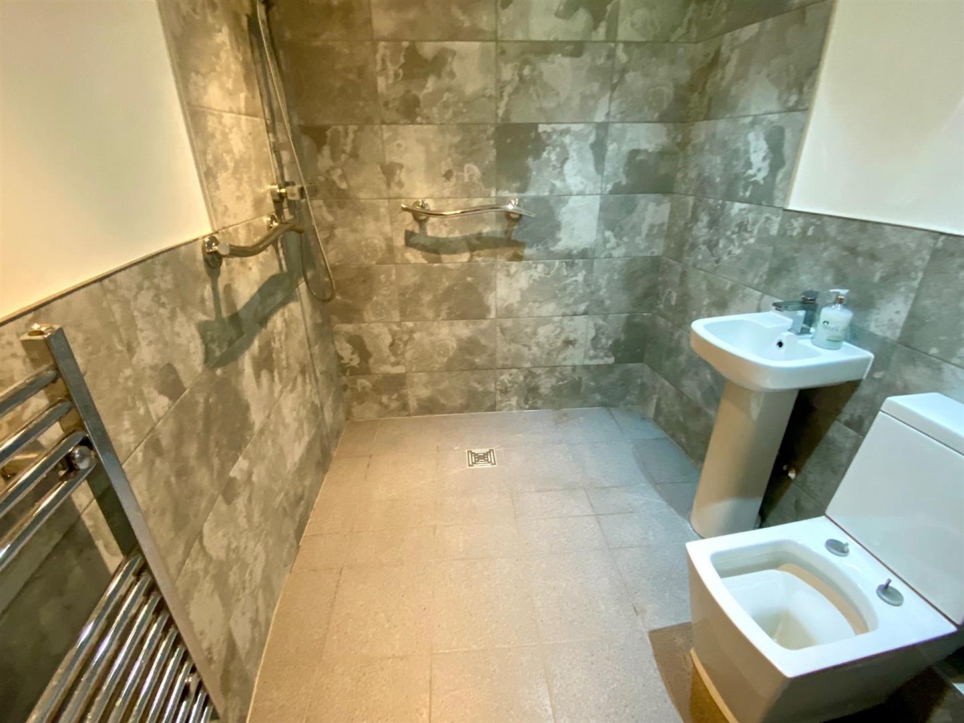 Images for Apartment 3, 164 Laund Road, Salendine Nook, Huddersfield