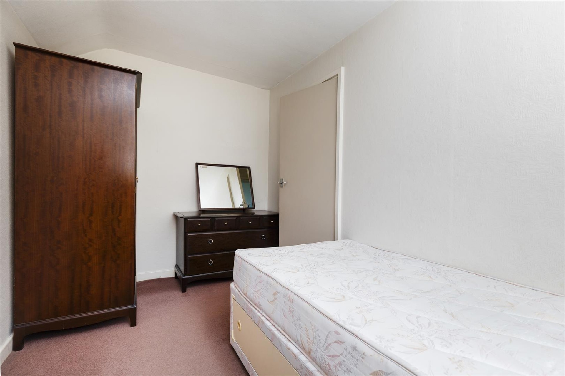Images for Garner Lane, Kirkburton, Huddersfield