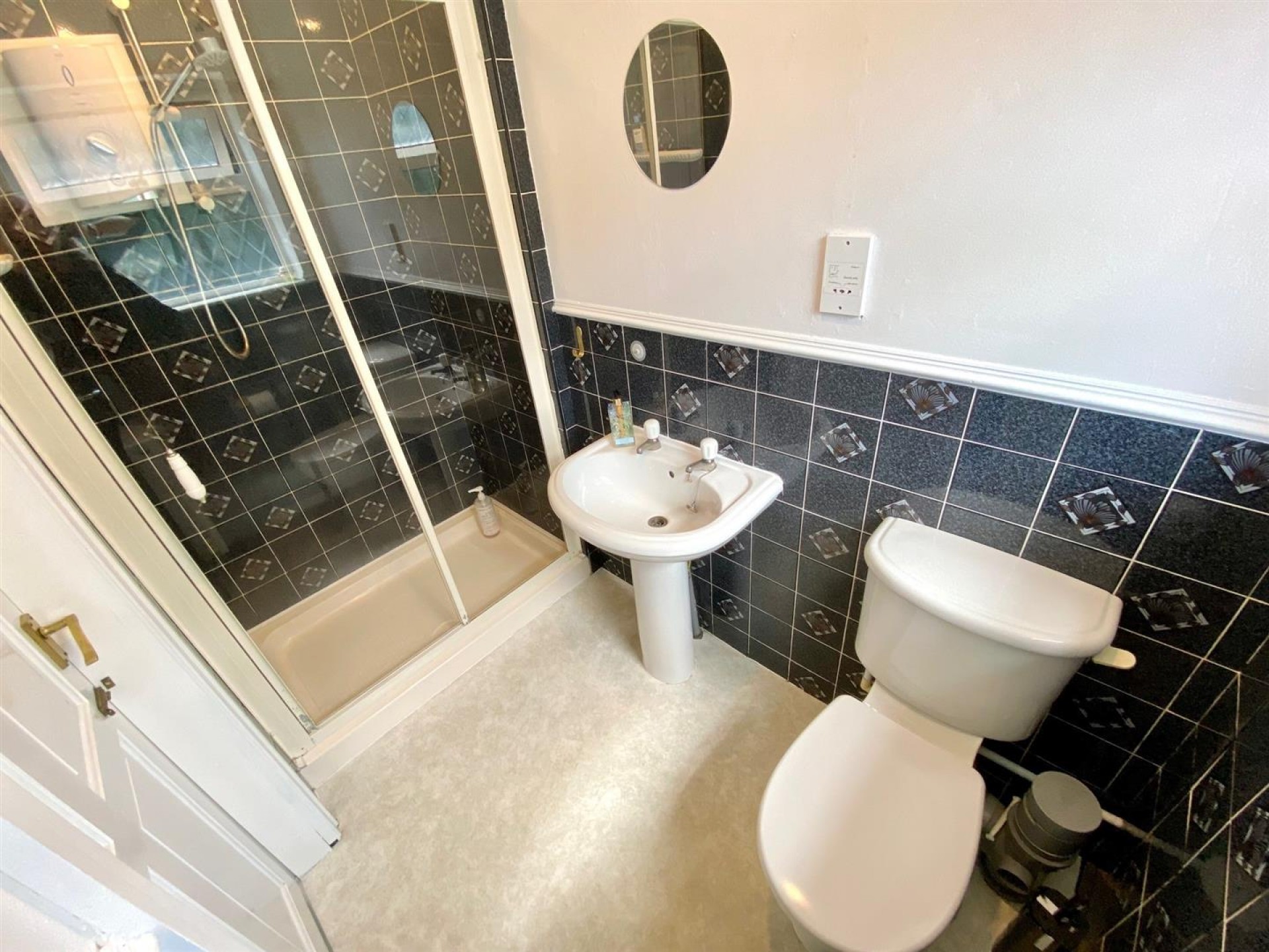 Images for Town End, Almondbury, Huddersfield