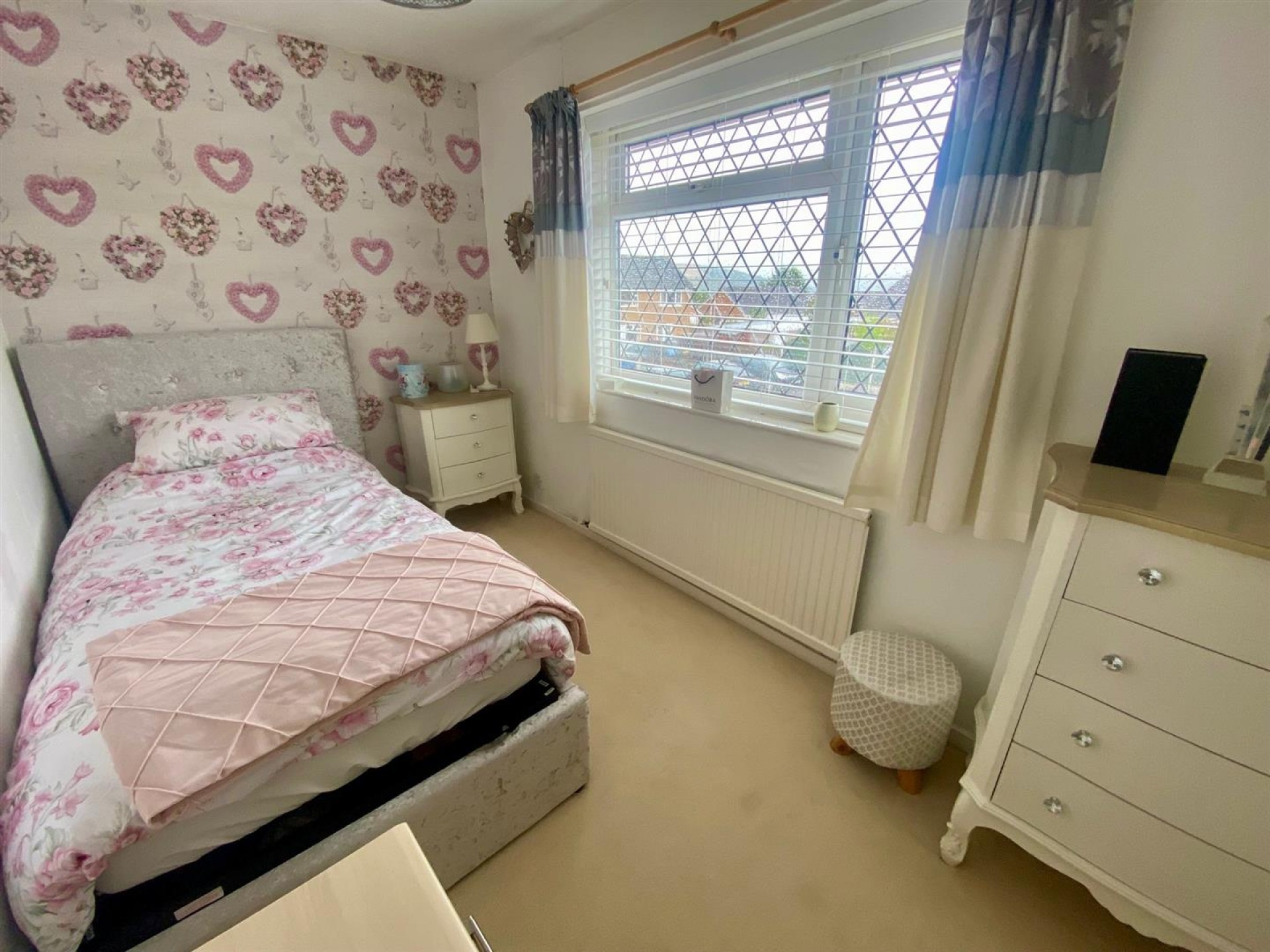 Images for Woodlands Close, Huddersfield