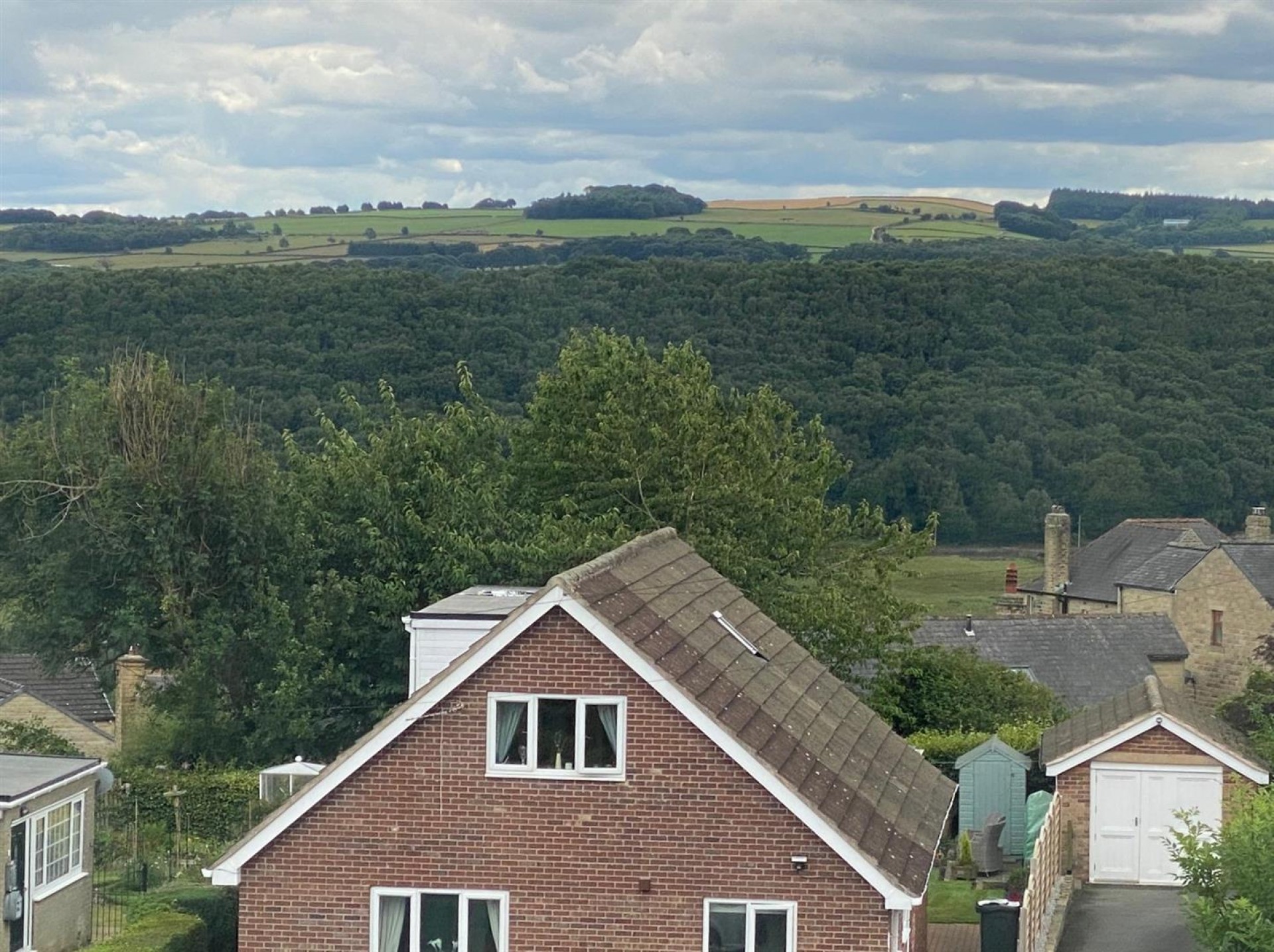 Images for Roslyn Avenue, Huddersfield