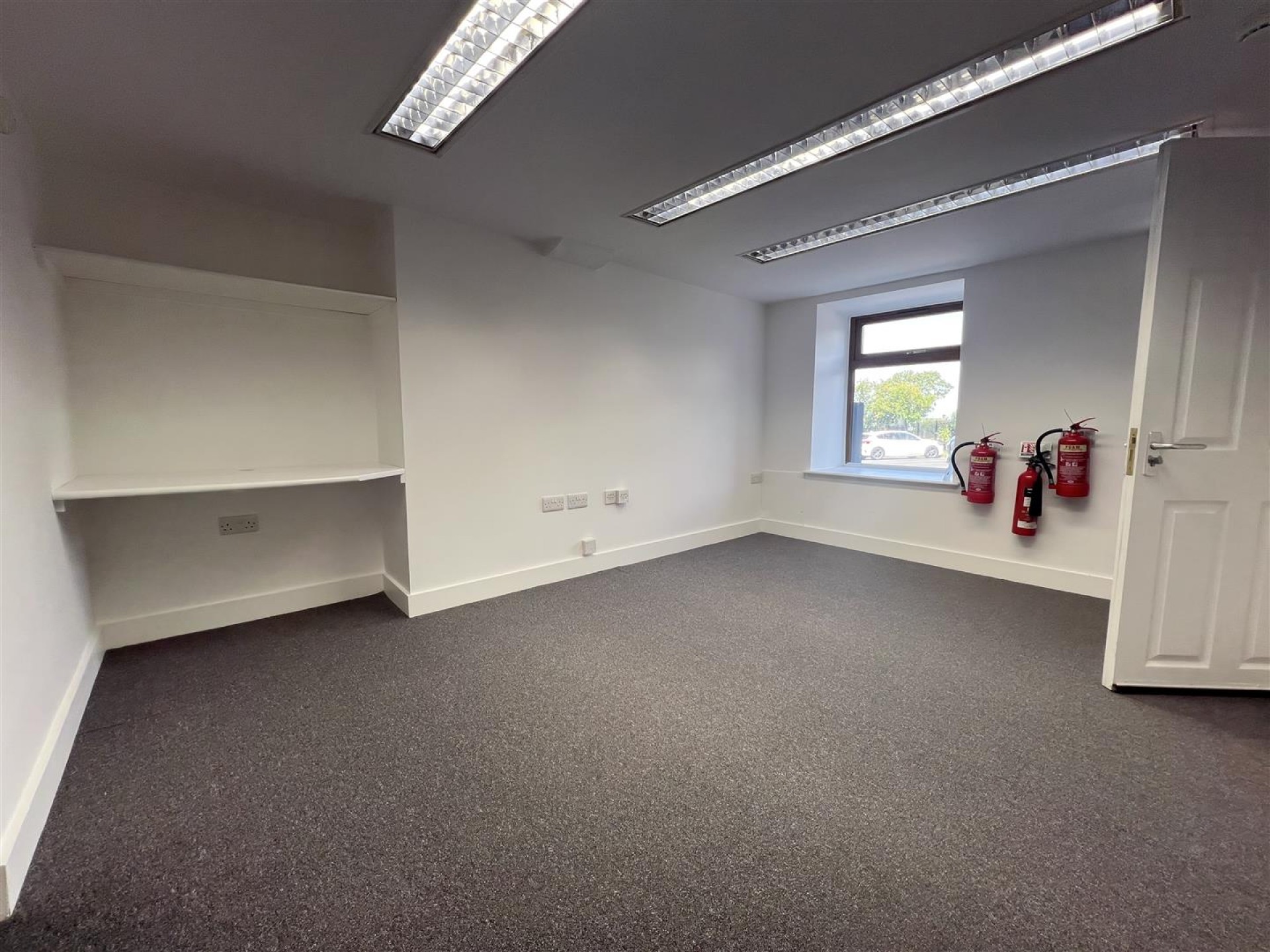 Images for Office 6, 291 Wakefield Road, Lepton, Huddersfield