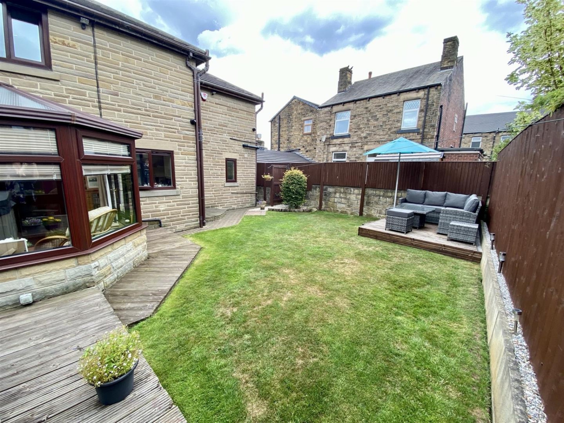 Images for Meadowbank Crescent, Mirfield