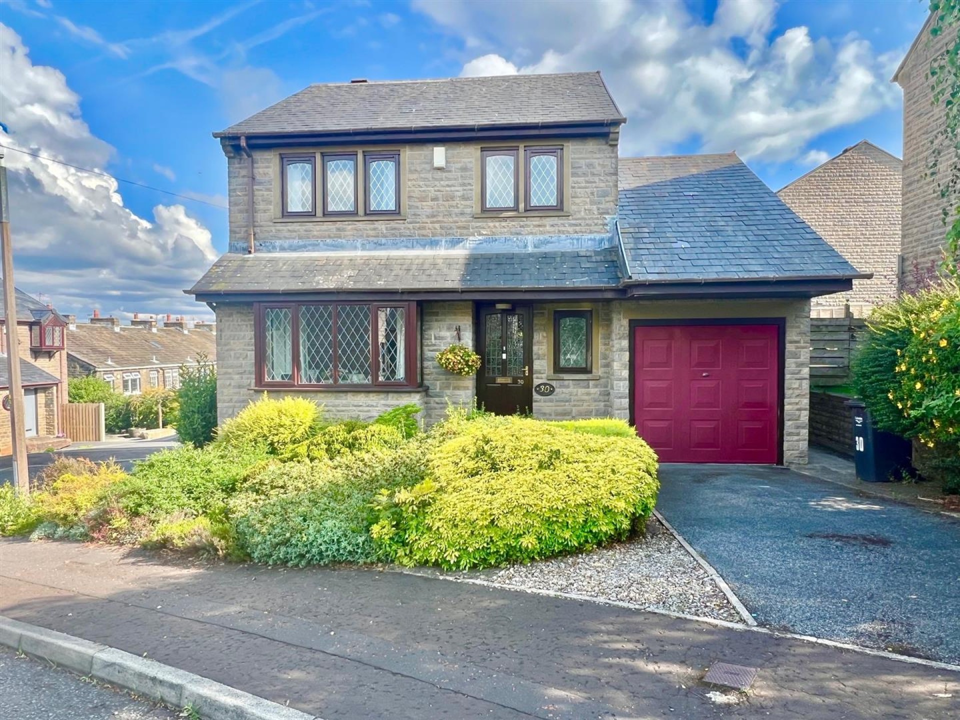 Images for Grange Heights, Southowram, Halifax