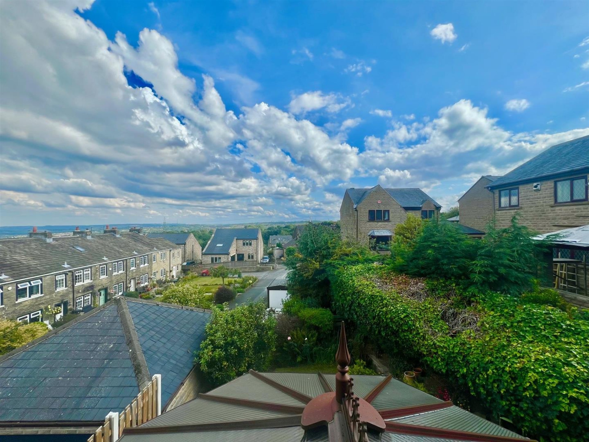 Images for Grange Heights, Southowram, Halifax