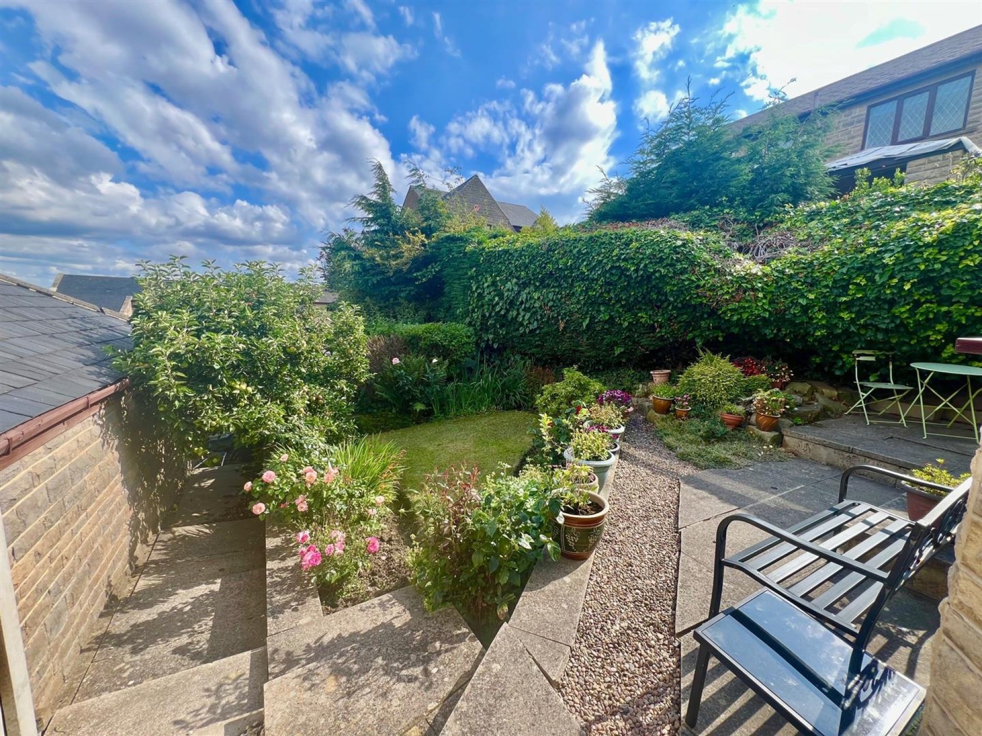 Images for Grange Heights, Southowram, Halifax