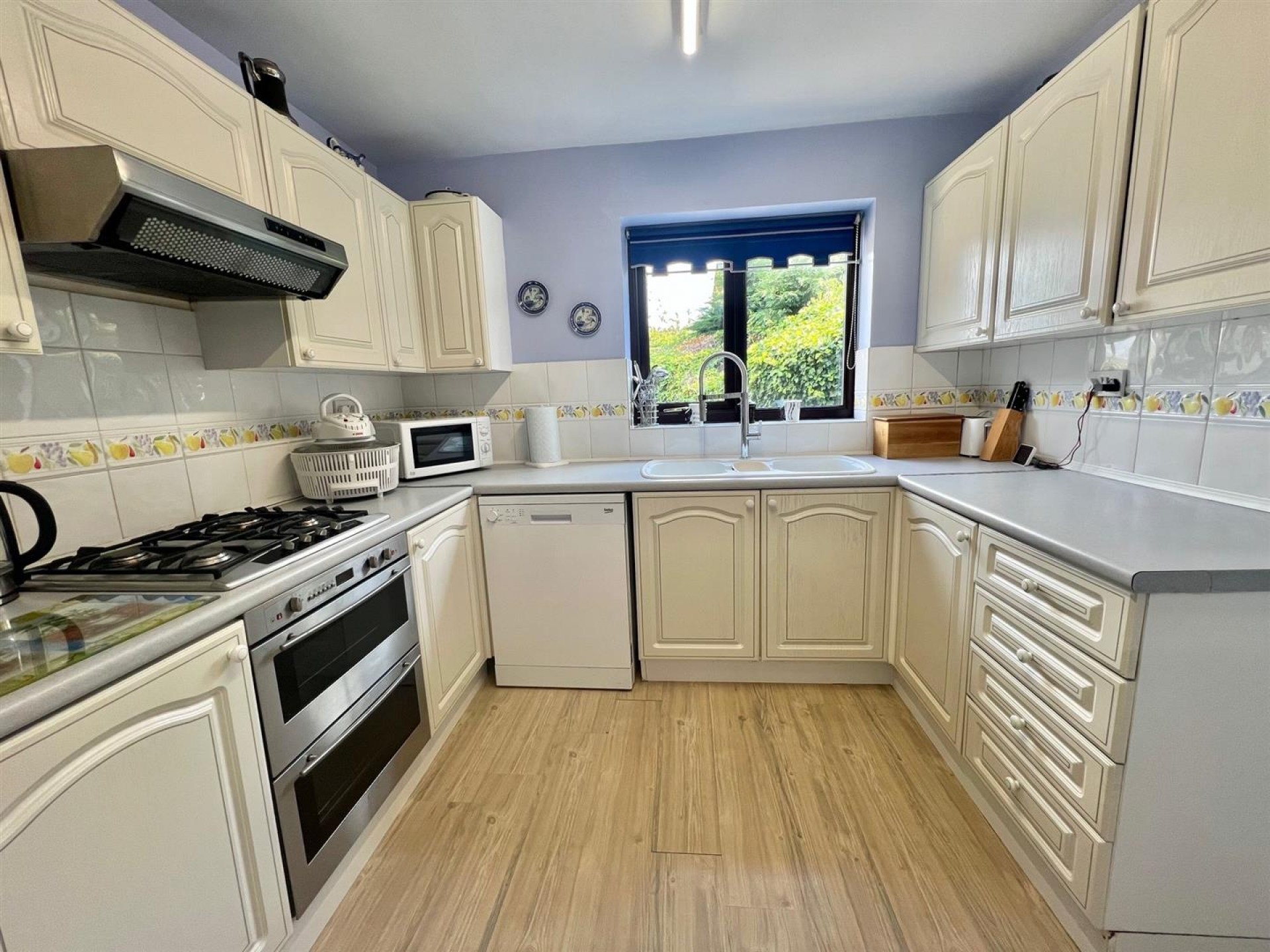 Images for Grange Heights, Southowram, Halifax