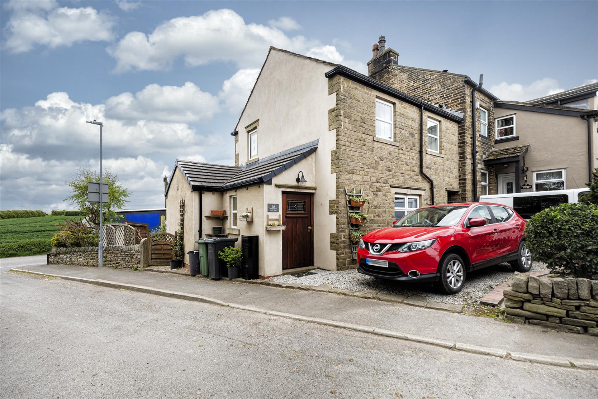 Images for Springfield Terrace, Emley, Huddersfield