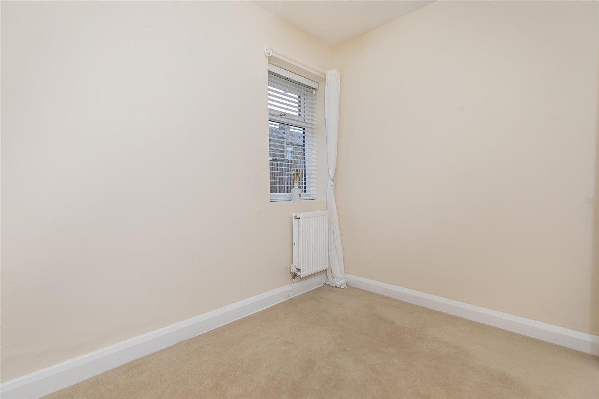 Images for Dalmeny Avenue, Huddersfield