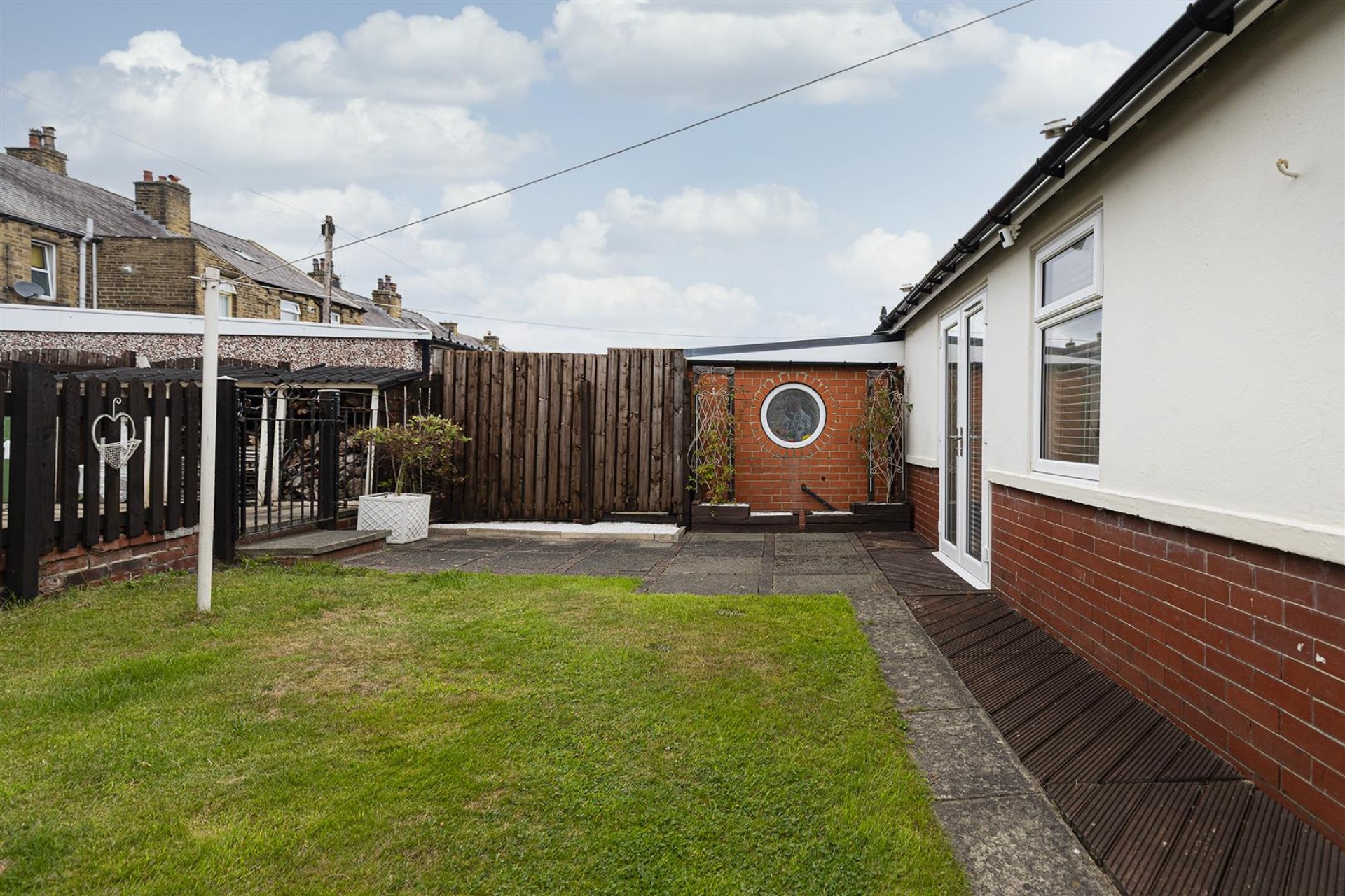 Images for Dalmeny Avenue, Huddersfield
