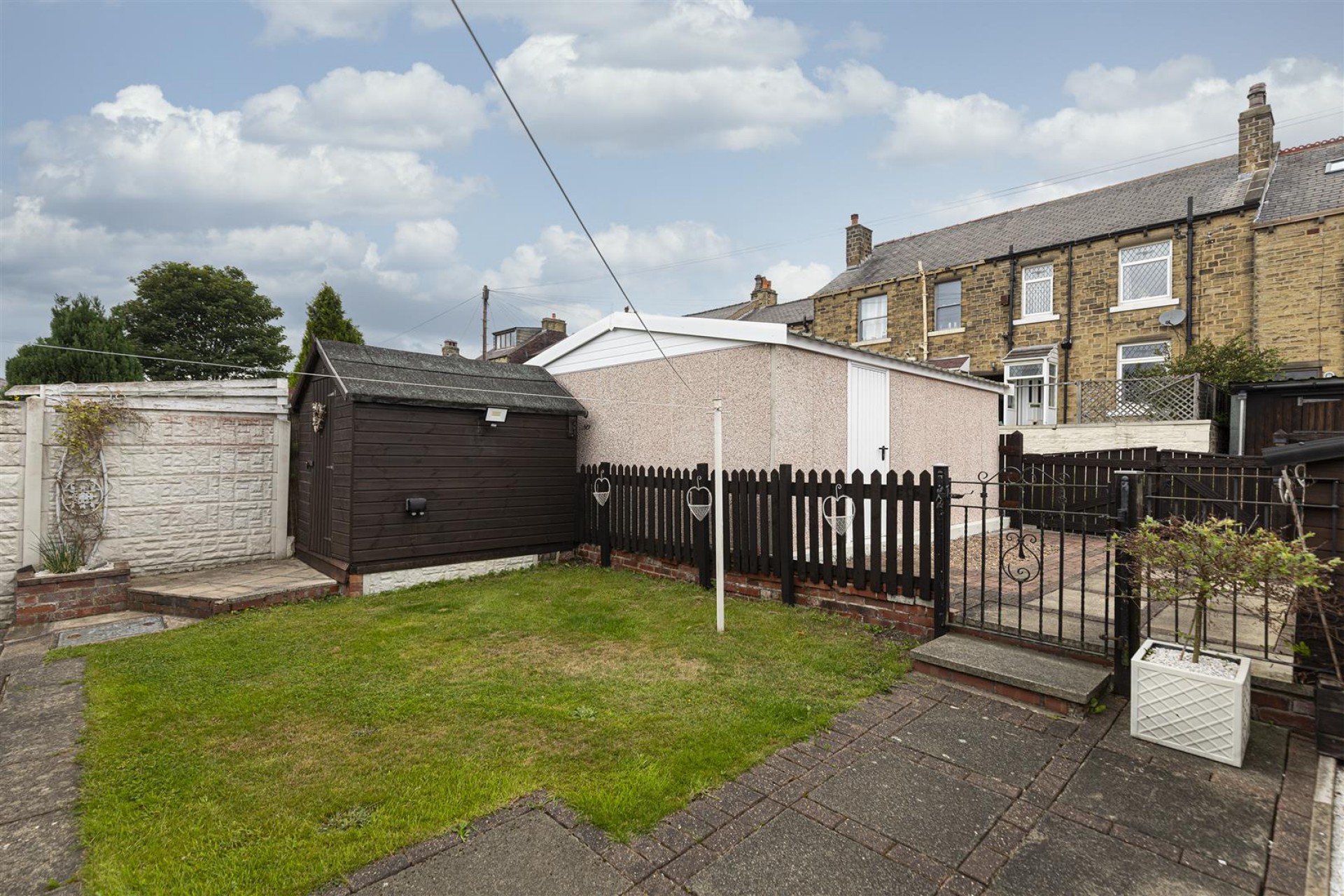Images for Dalmeny Avenue, Huddersfield