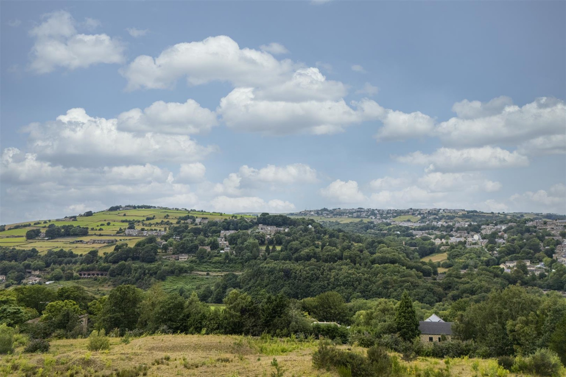Images for High Crest, Linthwaite, Huddersfield
