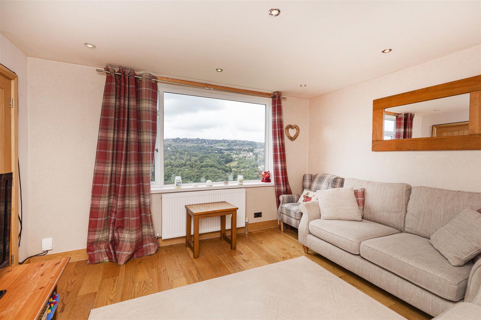 Images for High Crest, Linthwaite, Huddersfield