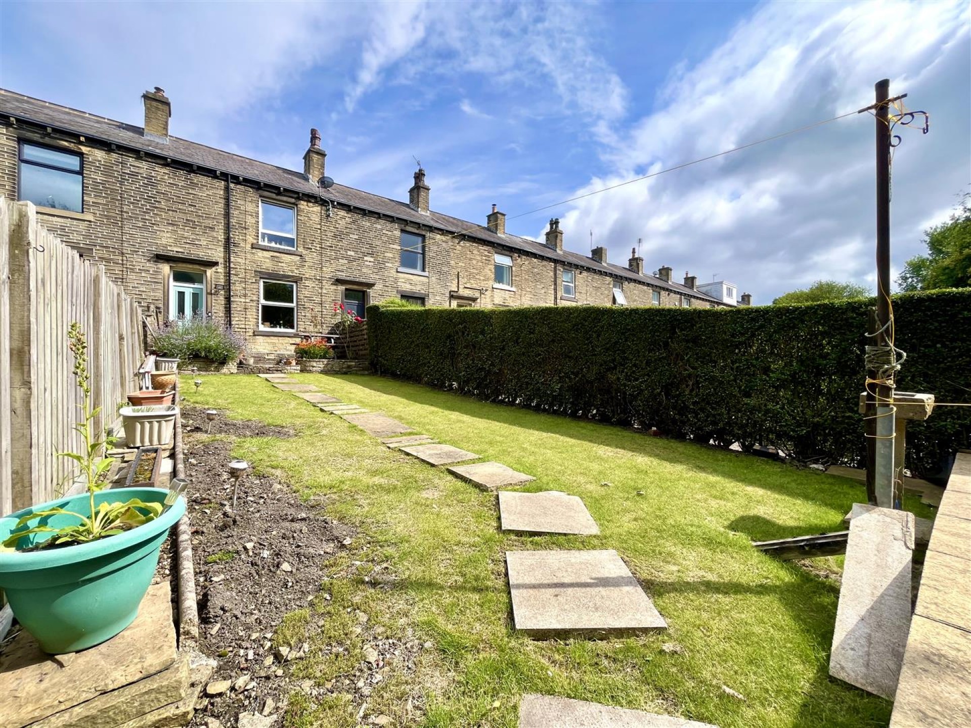 Images for Thorn View, Elland