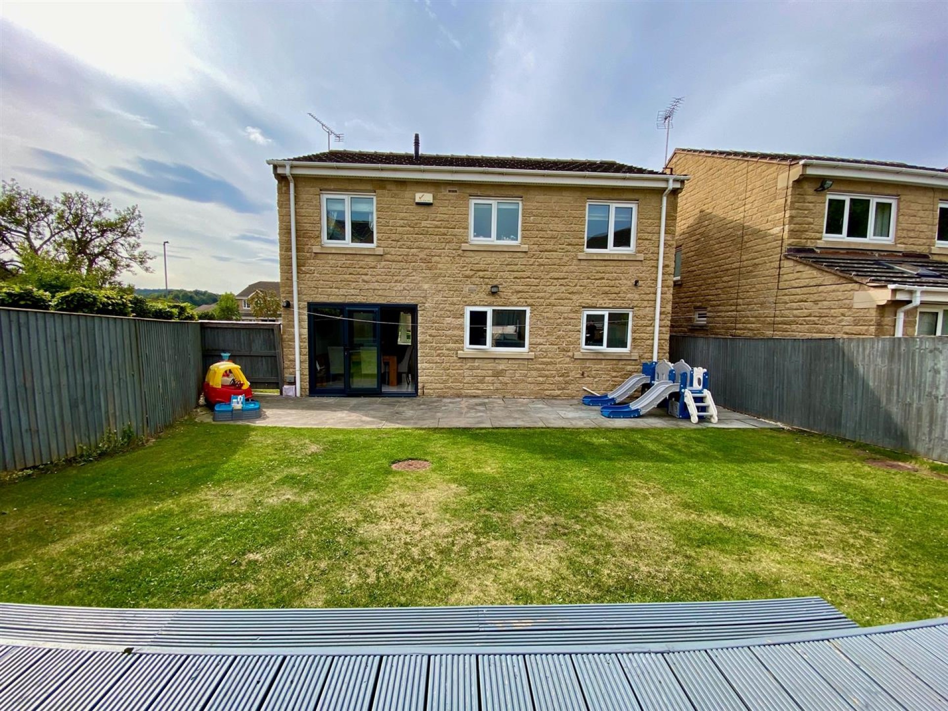 Images for Thorgrow Close, Fenay Bridge, Huddersfield