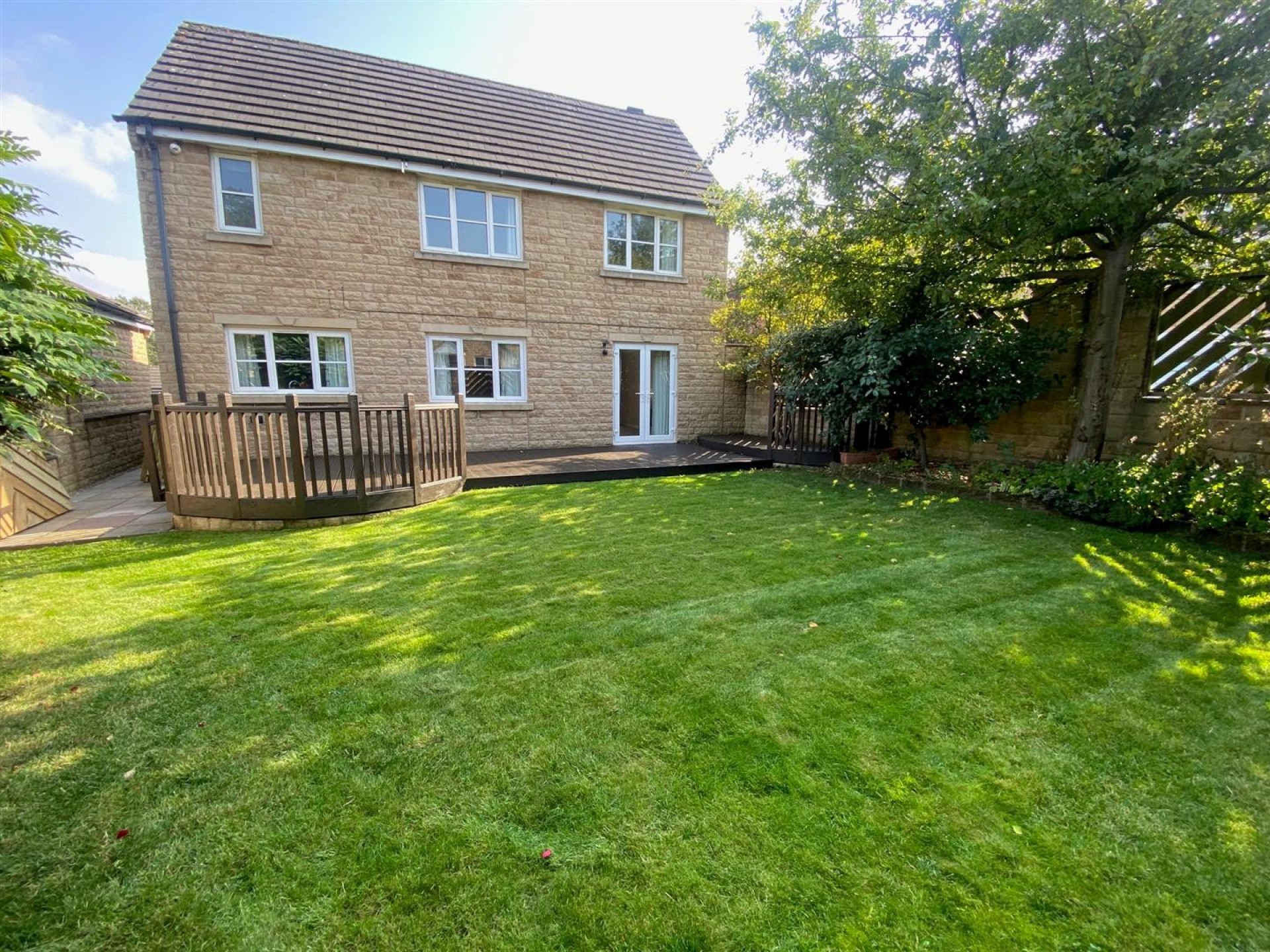 Images for Woodlea Avenue, Lindley, Huddersfield