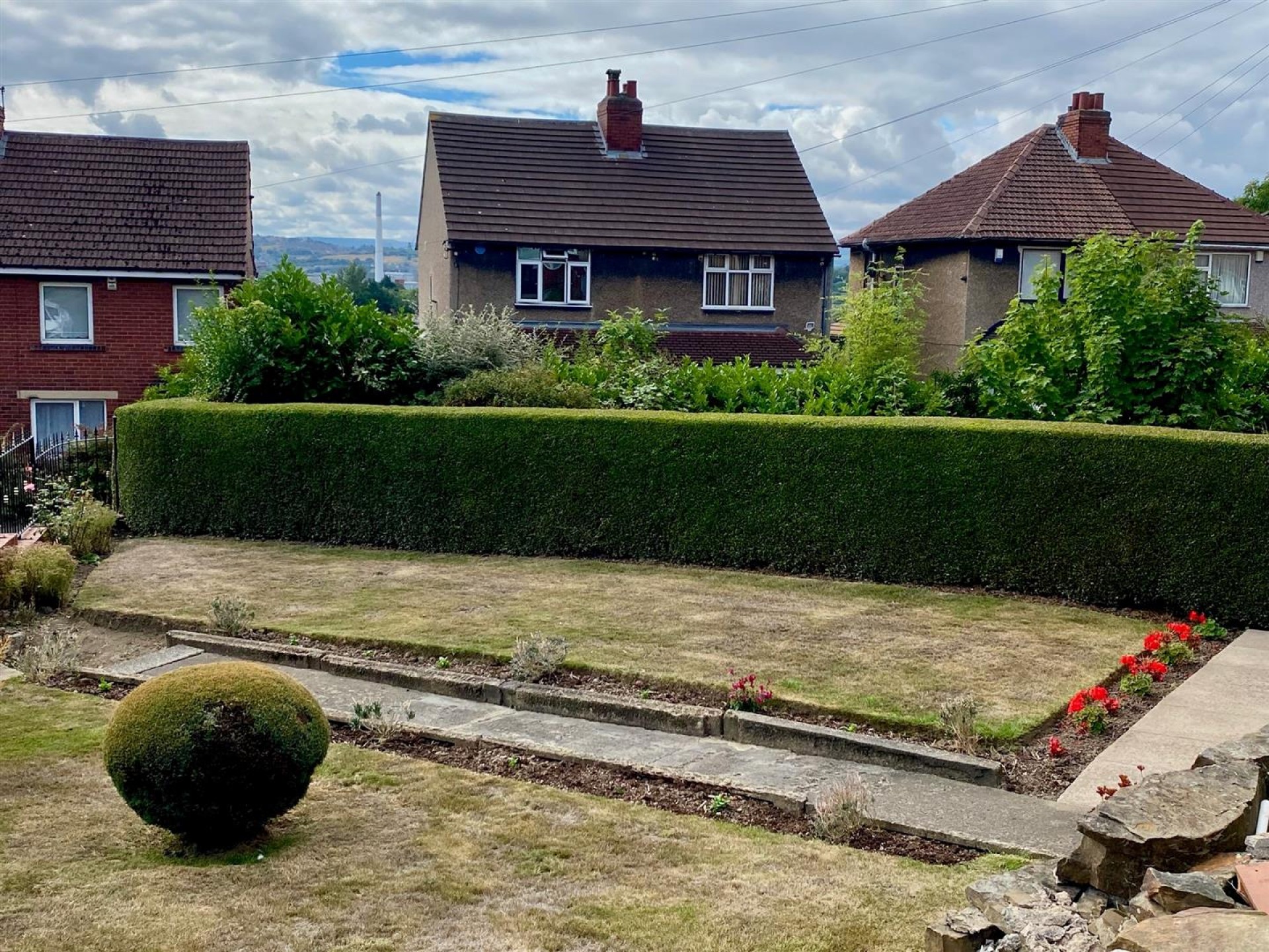 Images for East Close, Huddersfield