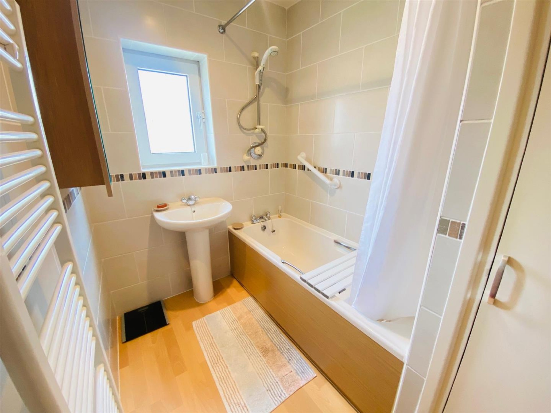 Images for Broadgate Crescent, Almondbury, Huddersfield