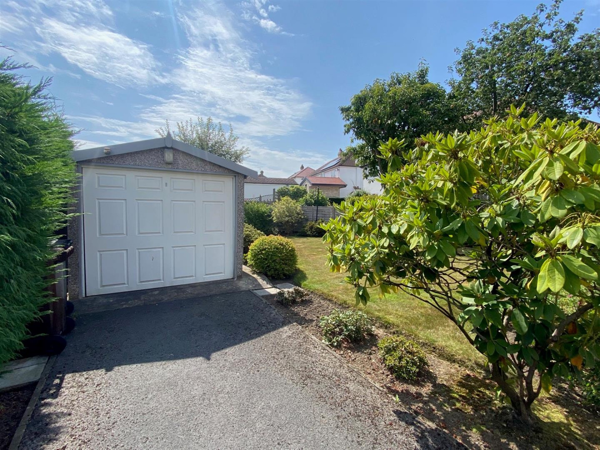 Images for Broadgate Crescent, Almondbury, Huddersfield