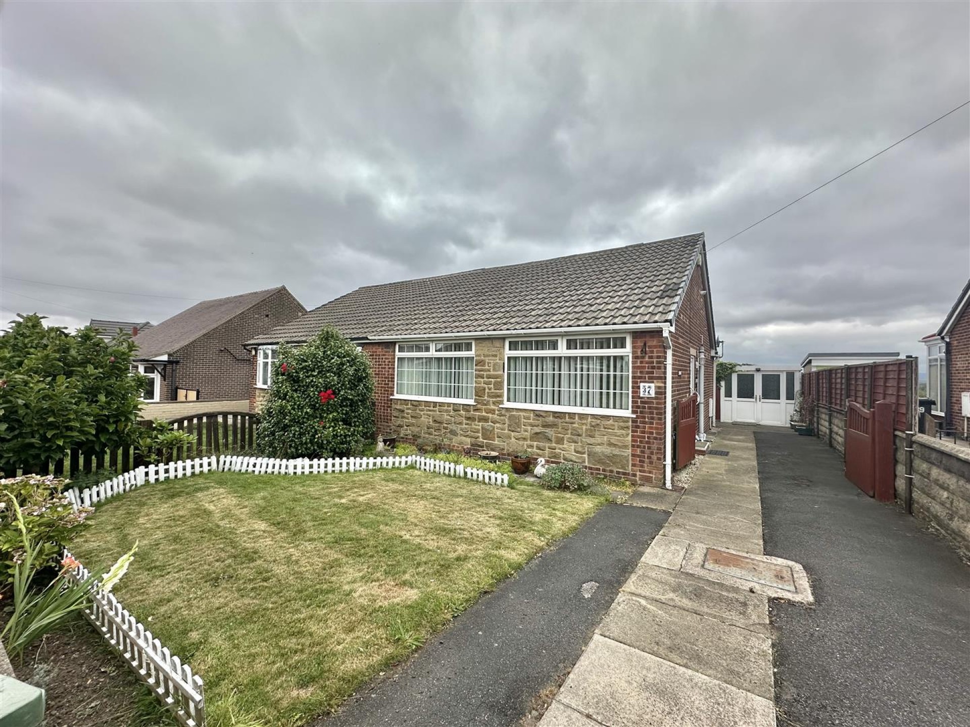 Images for Pennine Road, Dewsbury