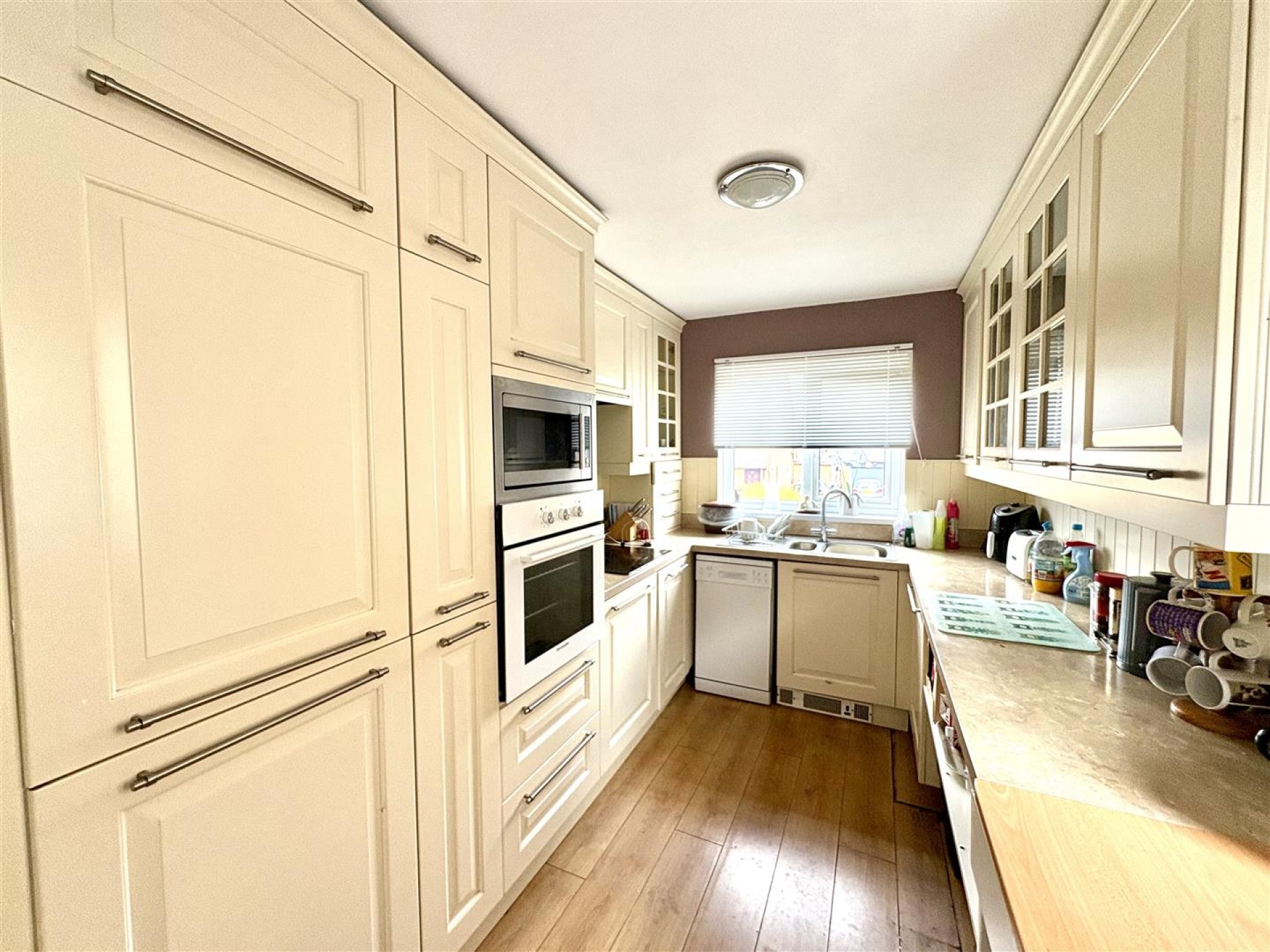 Images for Caldercroft, Elland