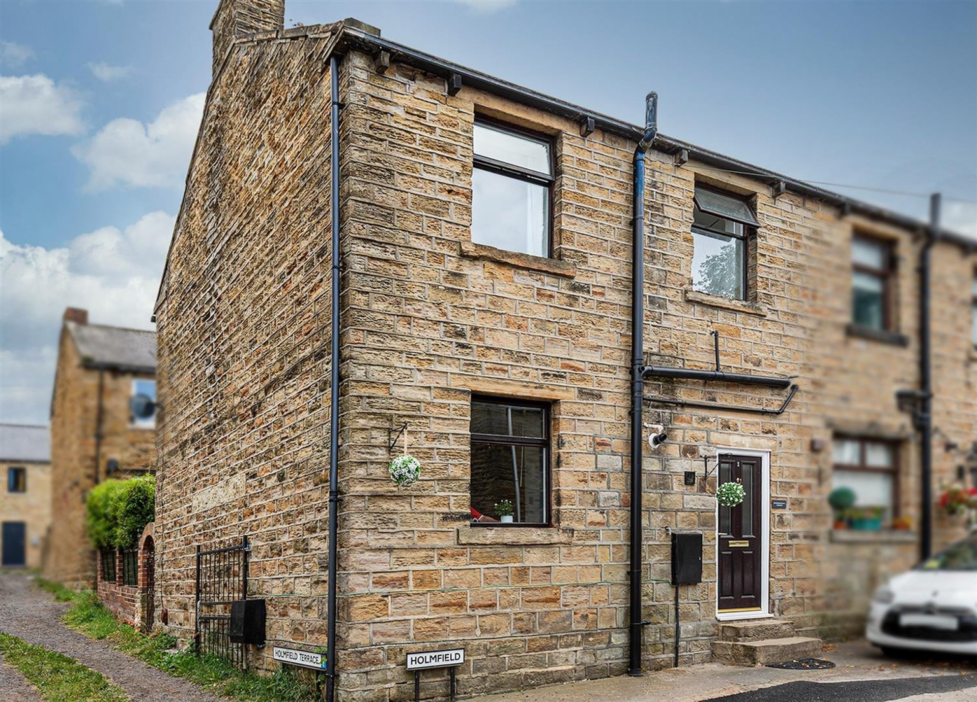 Images for Holmfield, Clayton West, Huddersfield