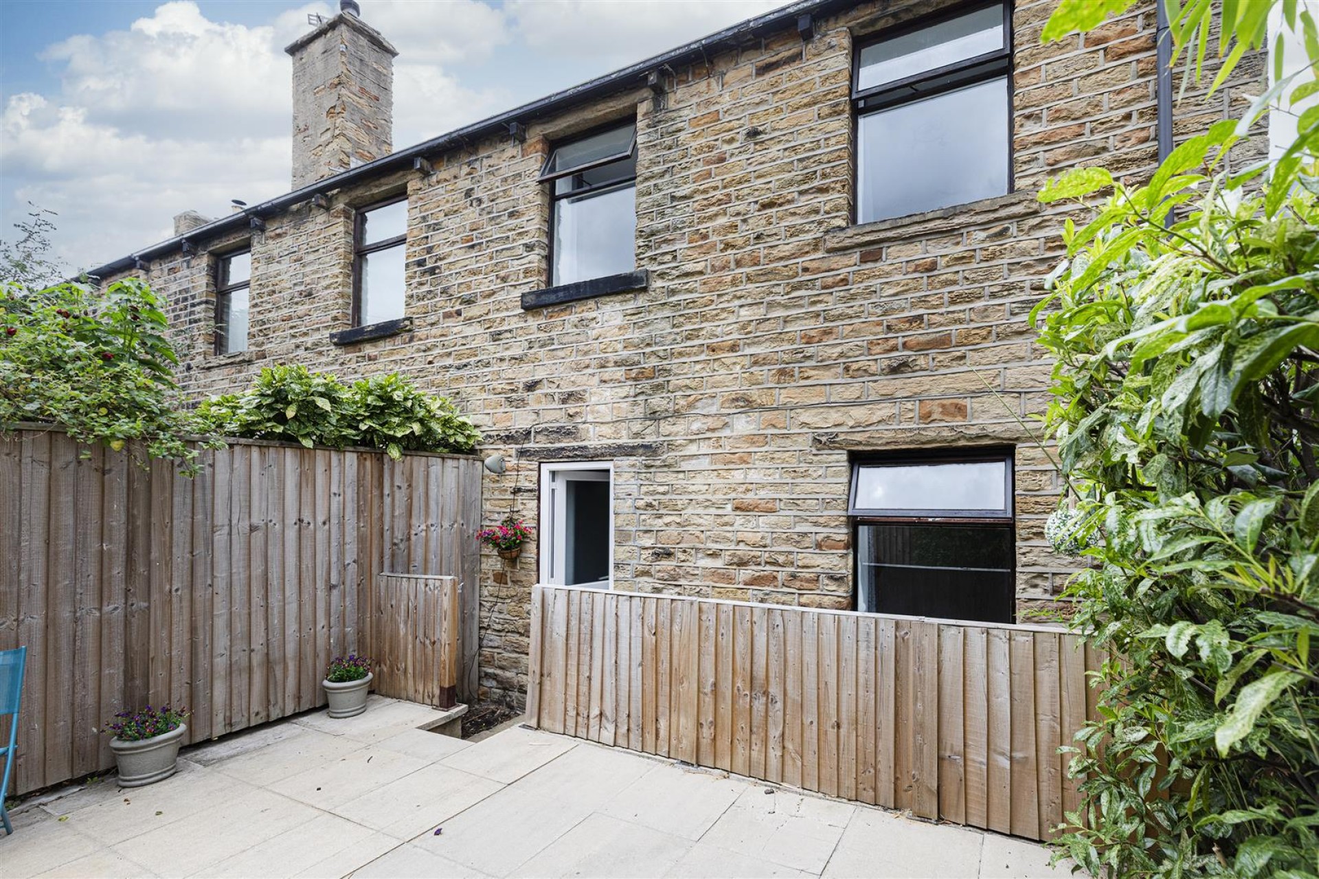 Images for Holmfield, Clayton West, Huddersfield