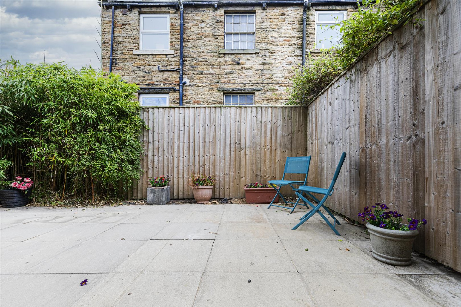 Images for Holmfield, Clayton West, Huddersfield