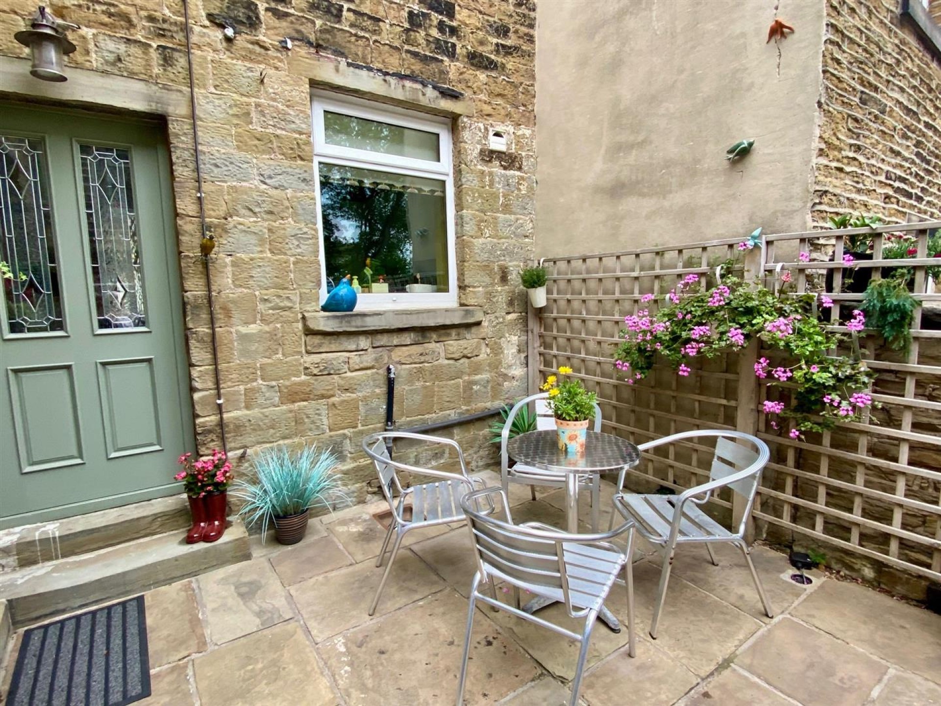 Images for Westgate, Almondbury, Huddersfield