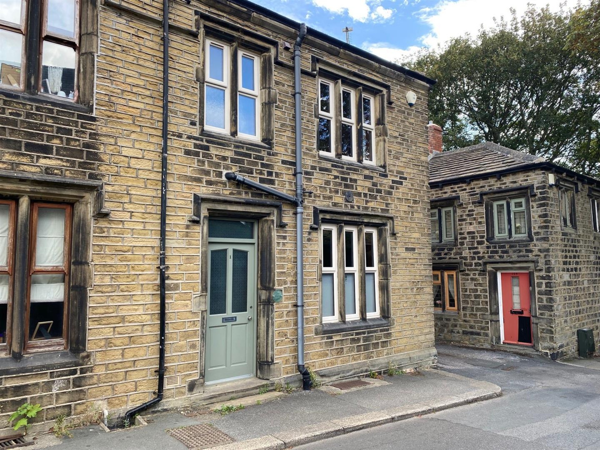Images for Sharp Lane, Almondbury, Huddersfield