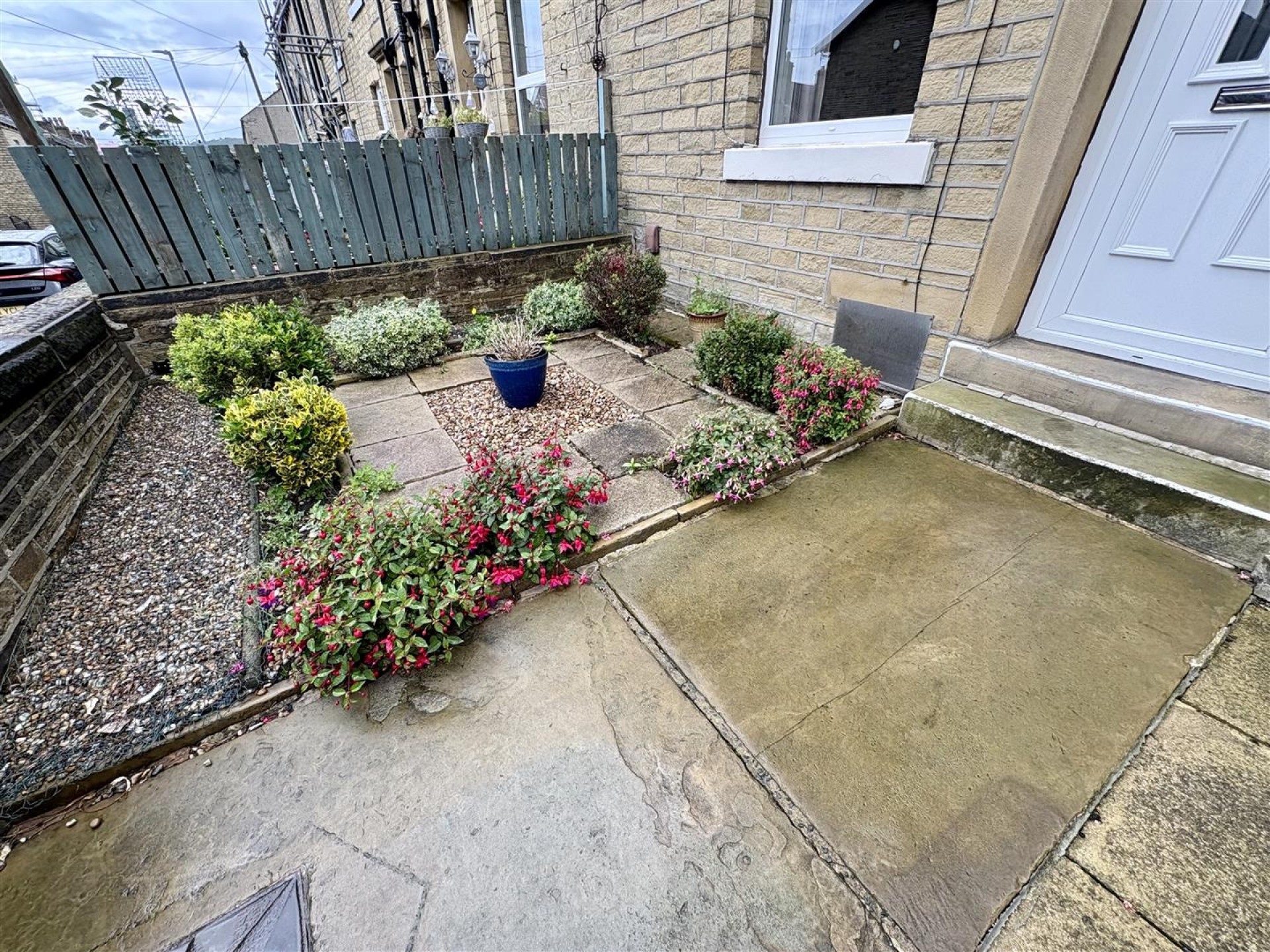 Images for Catherine Street, Elland