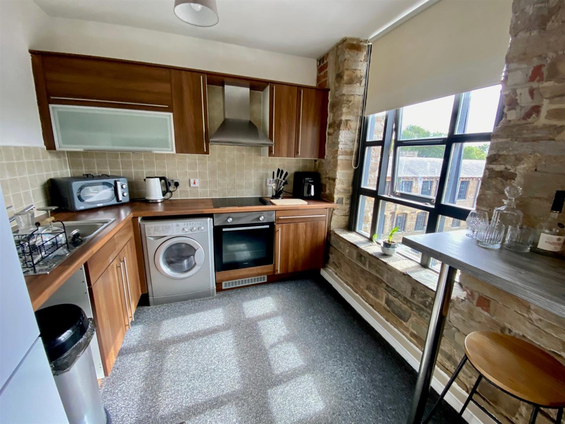 Images for Stoney Lane, Longwood, Huddersfield