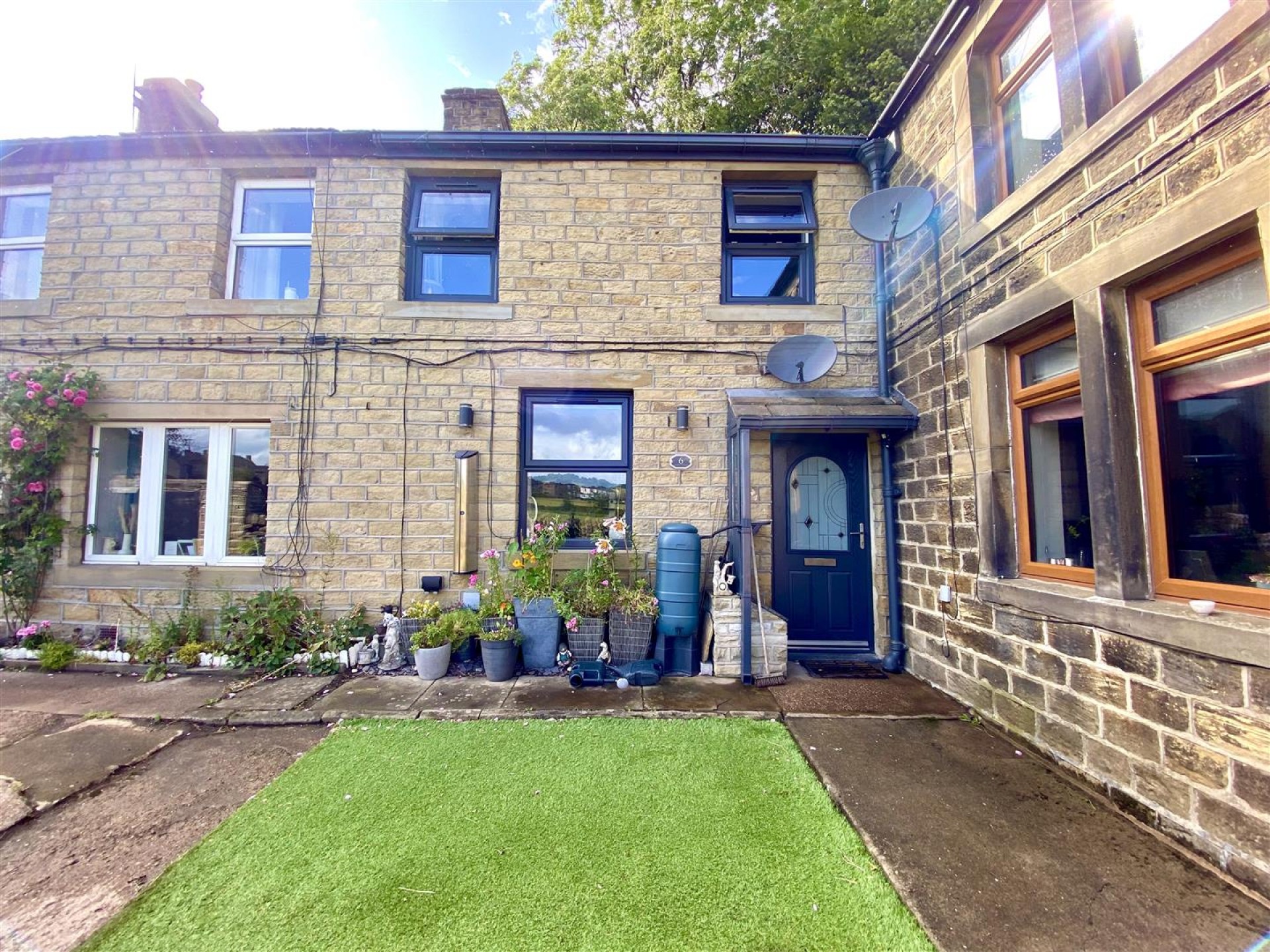 Images for Sunside Cottages, Penistone Road, Birdsedge