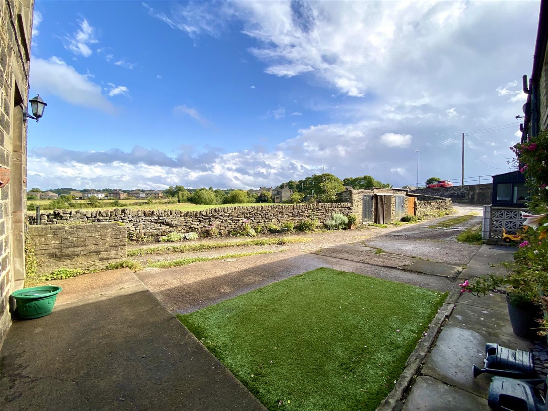 Images for Sunside Cottages, Penistone Road, Birdsedge