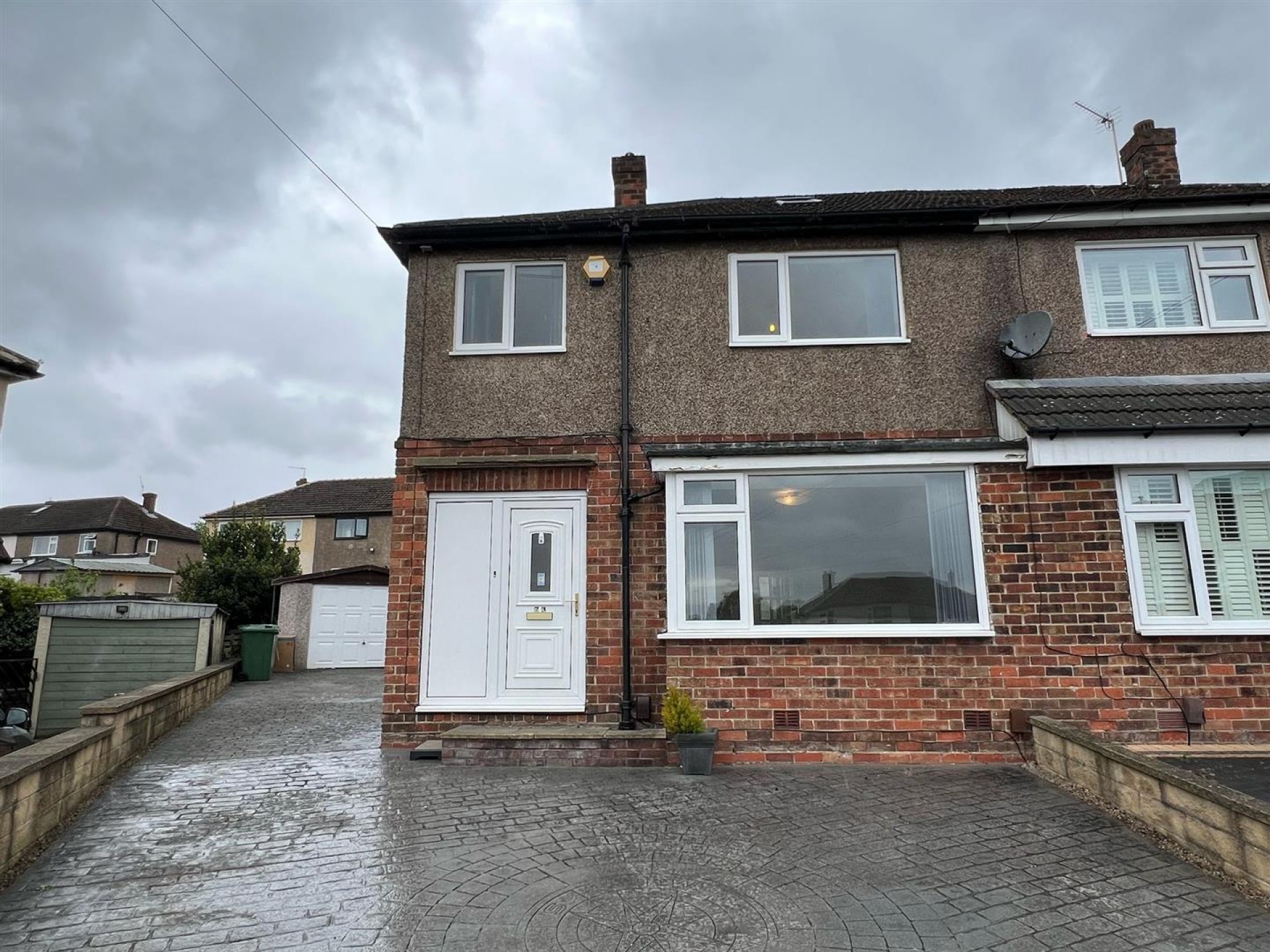 Images for Warrenside, Deighton, Huddersfield