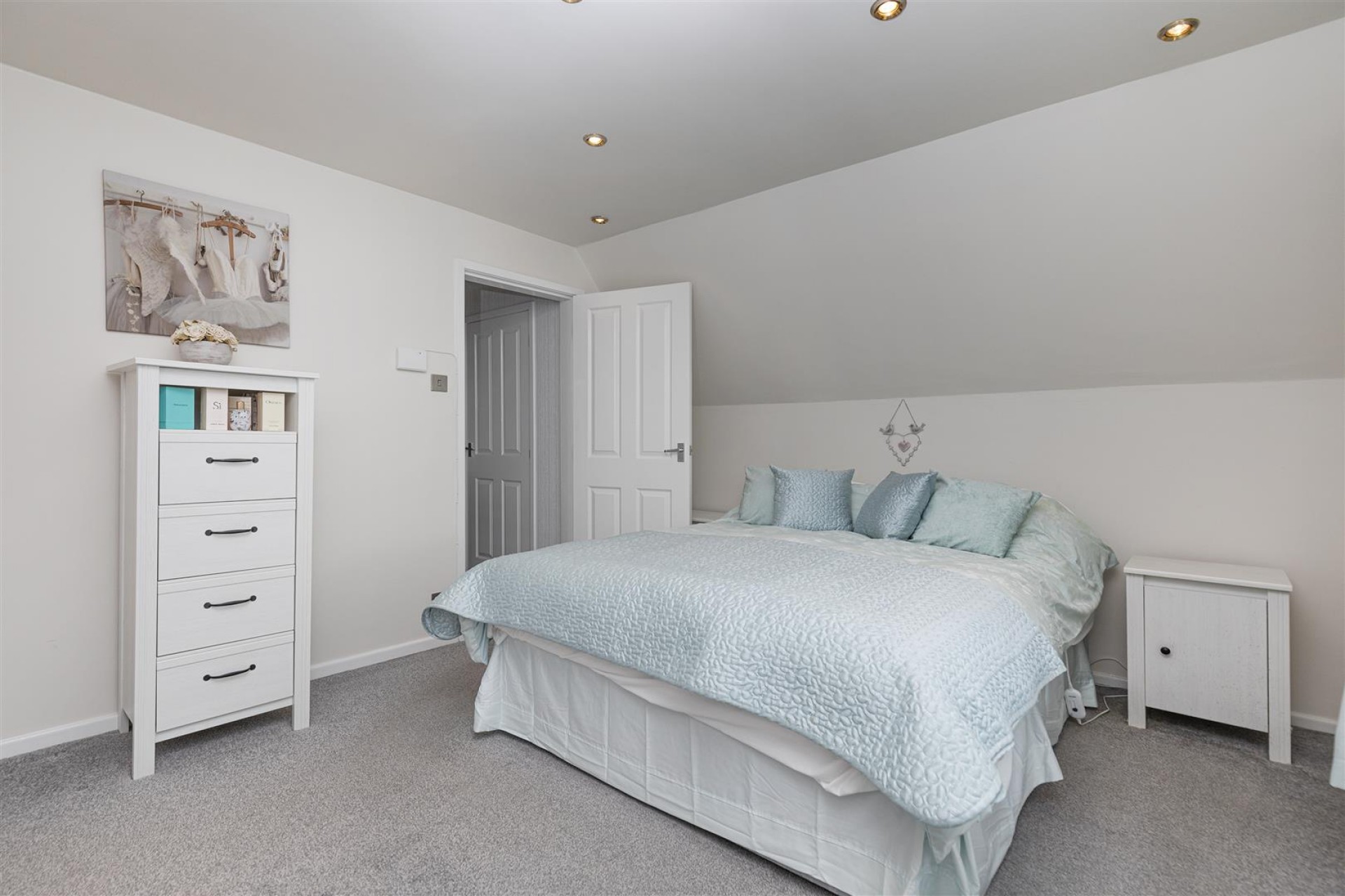 Images for Elm Court, Kirkburton, Huddersfield