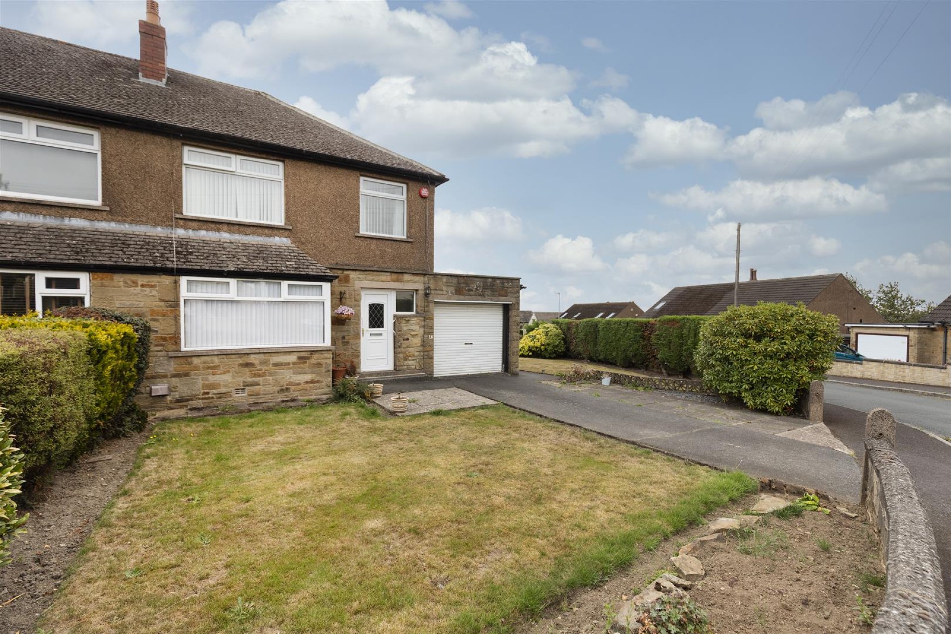 Images for Weatherhill Crescent, Huddersfield