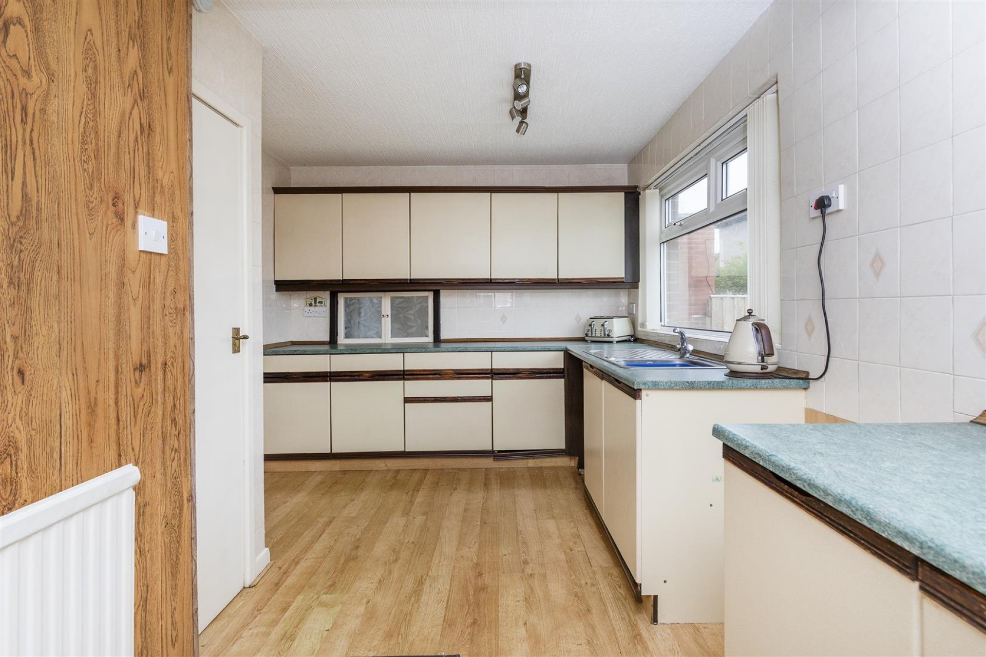 Images for Weatherhill Crescent, Huddersfield
