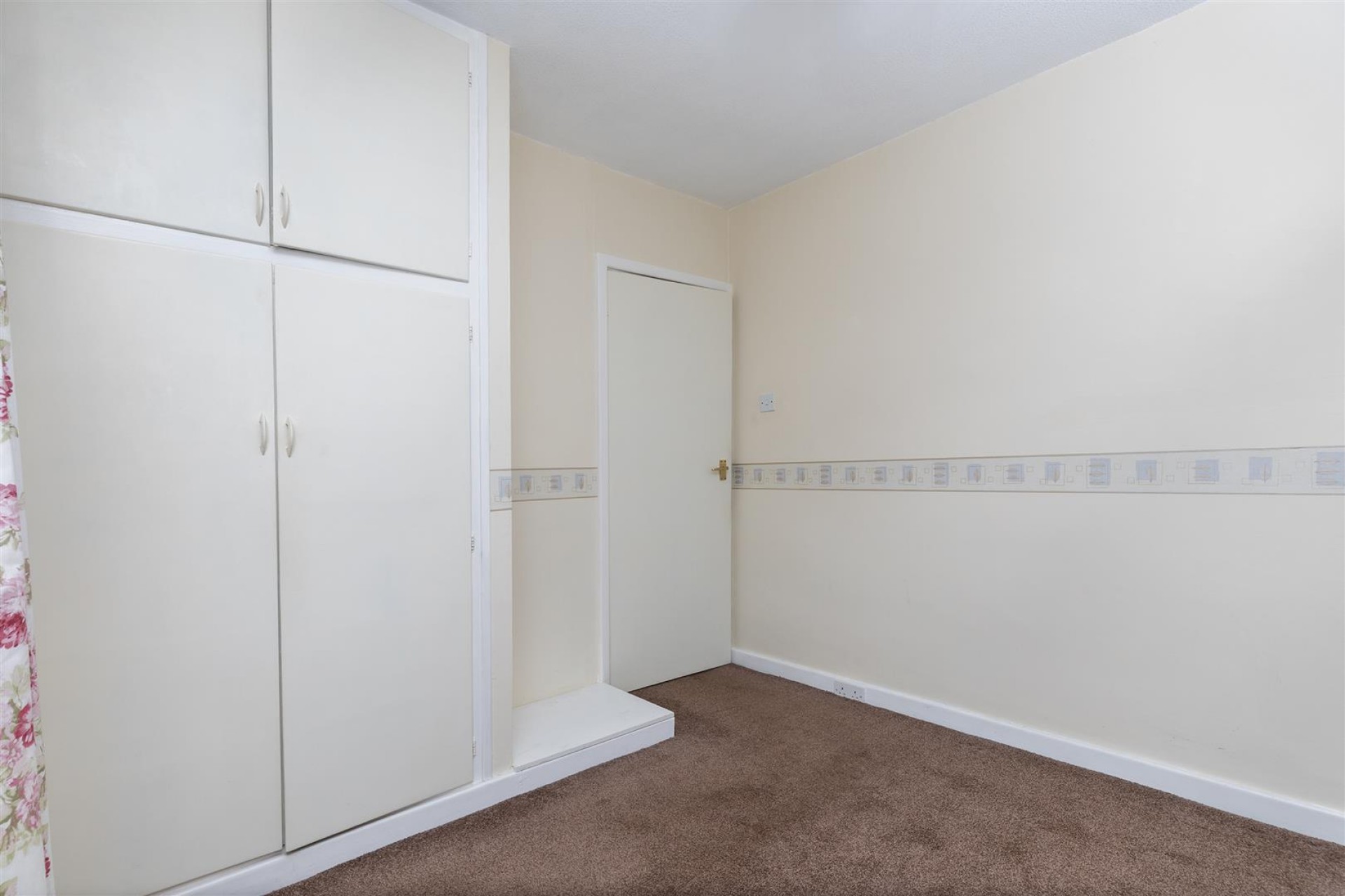 Images for Weatherhill Crescent, Huddersfield
